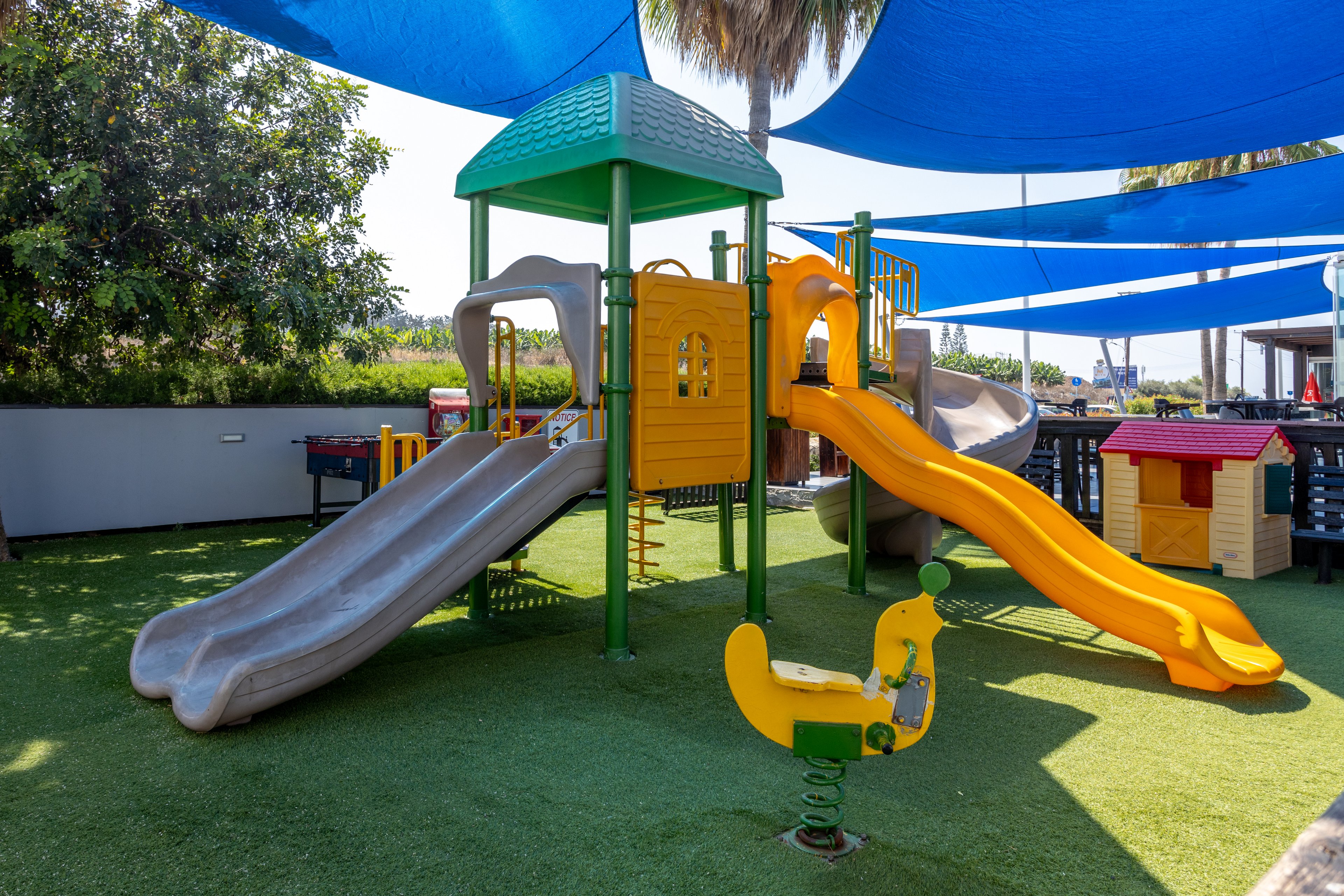 Theo Sunset Bay Hotel