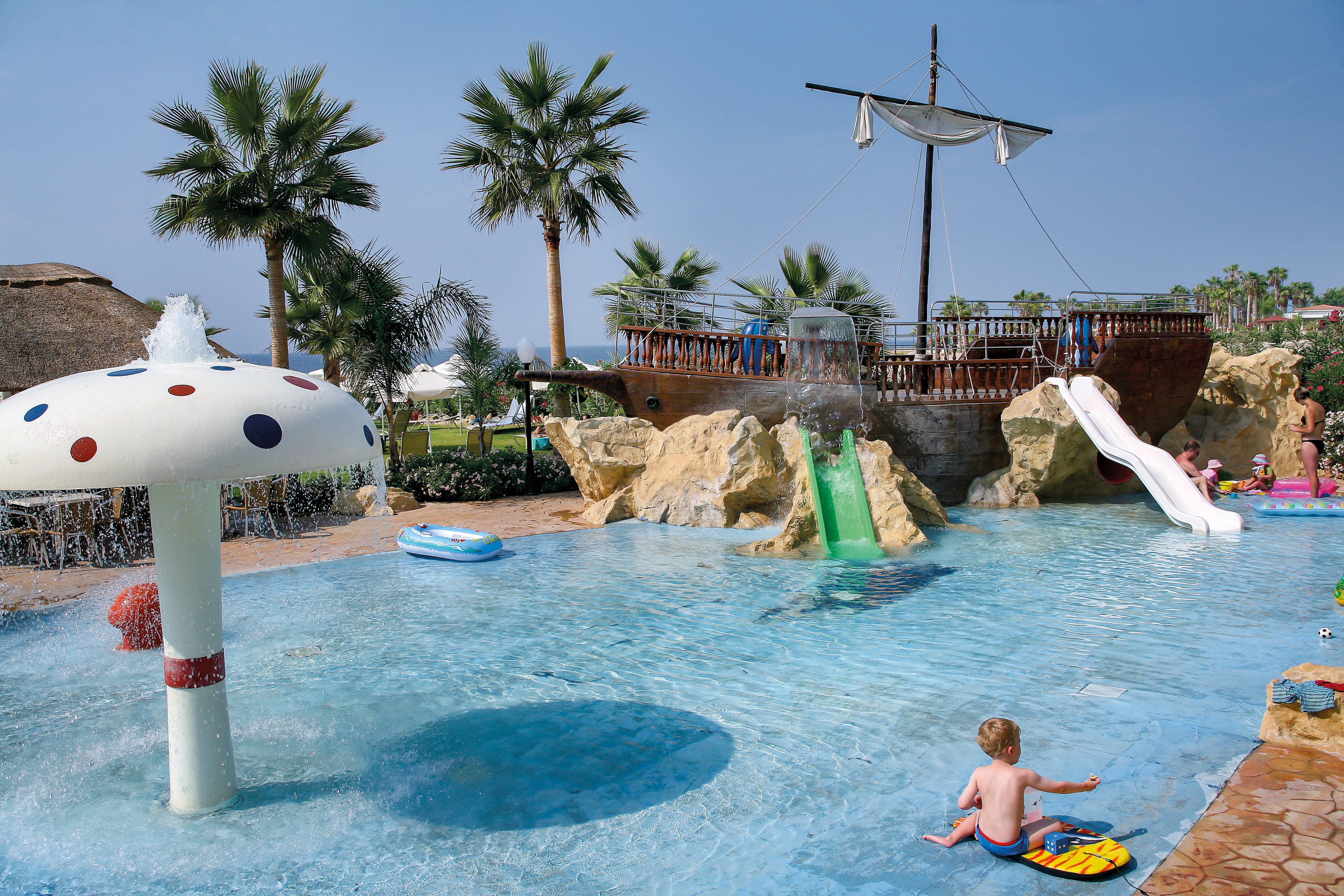 Aquamare Beach Hotel & Spa