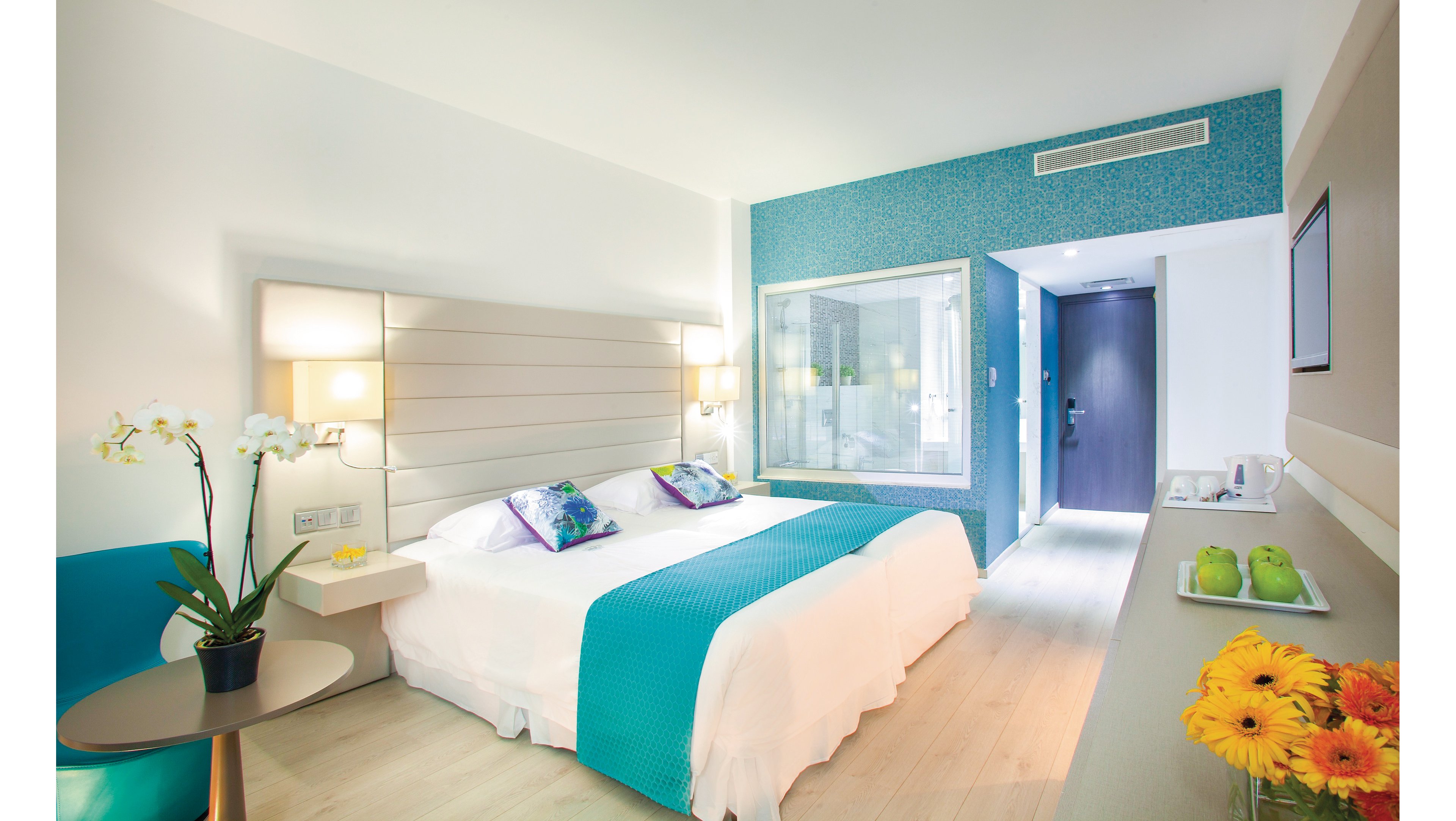 King Evelthon Beach Hotel & Resort