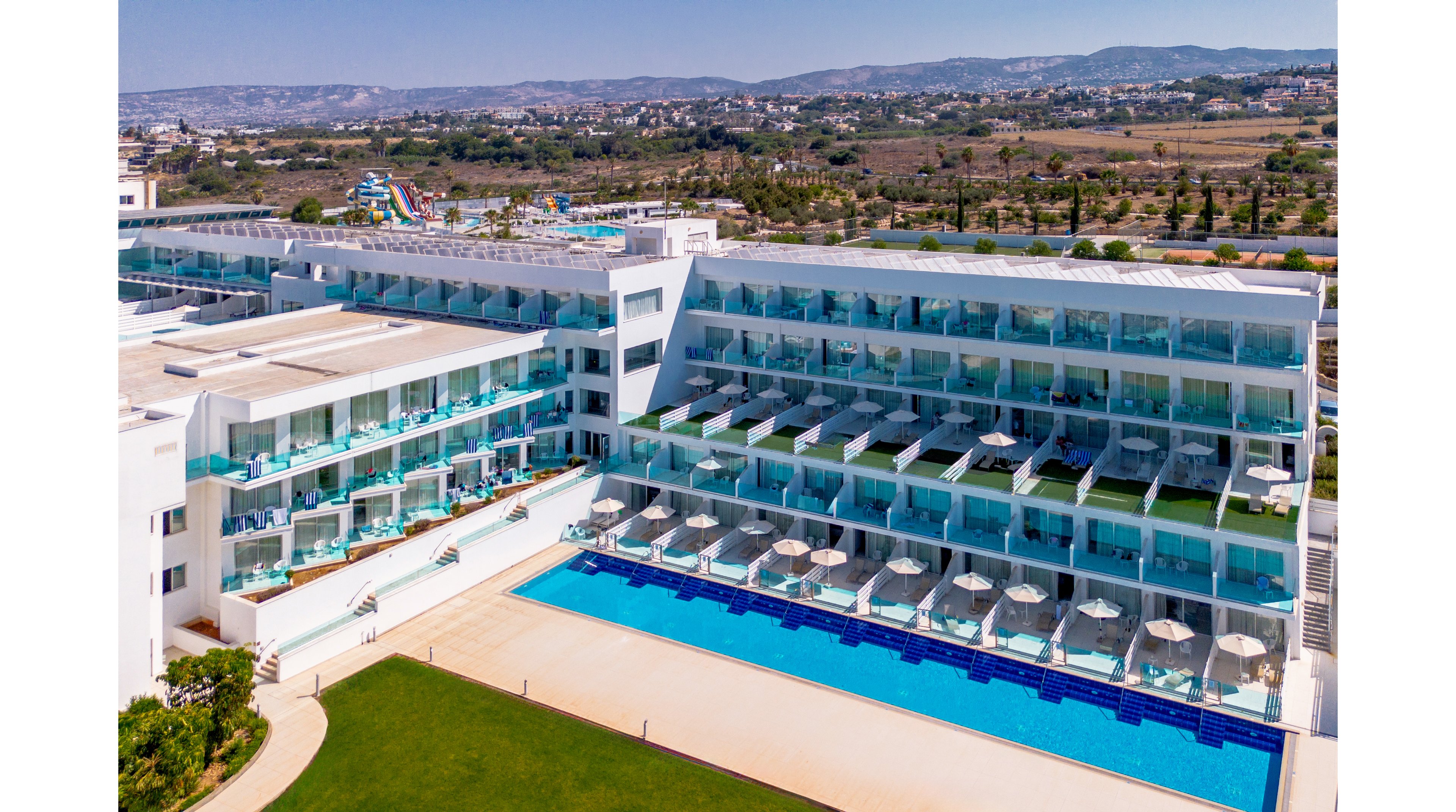 King Evelthon Beach Hotel & Resort