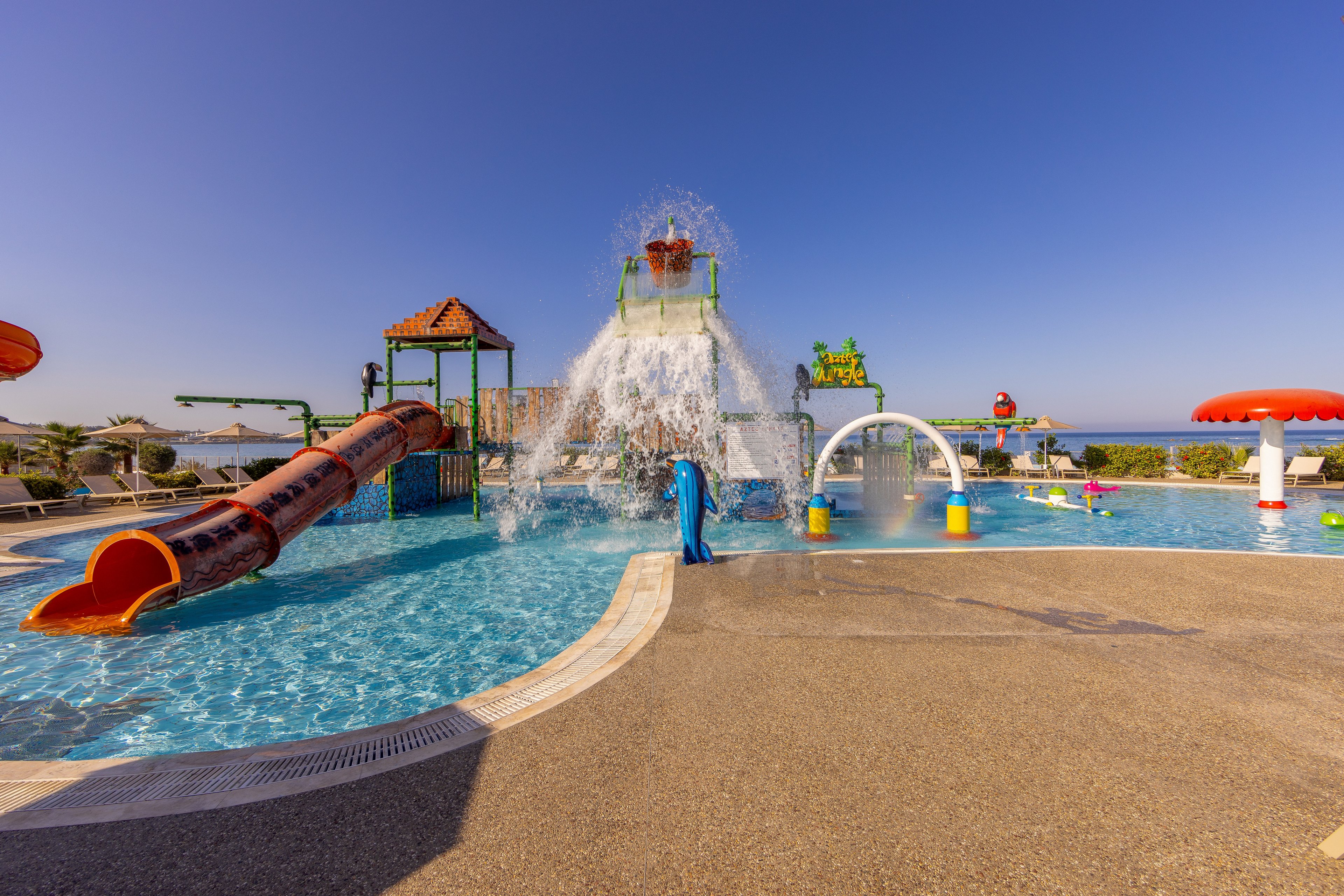 Kapetanios Aqua Resort