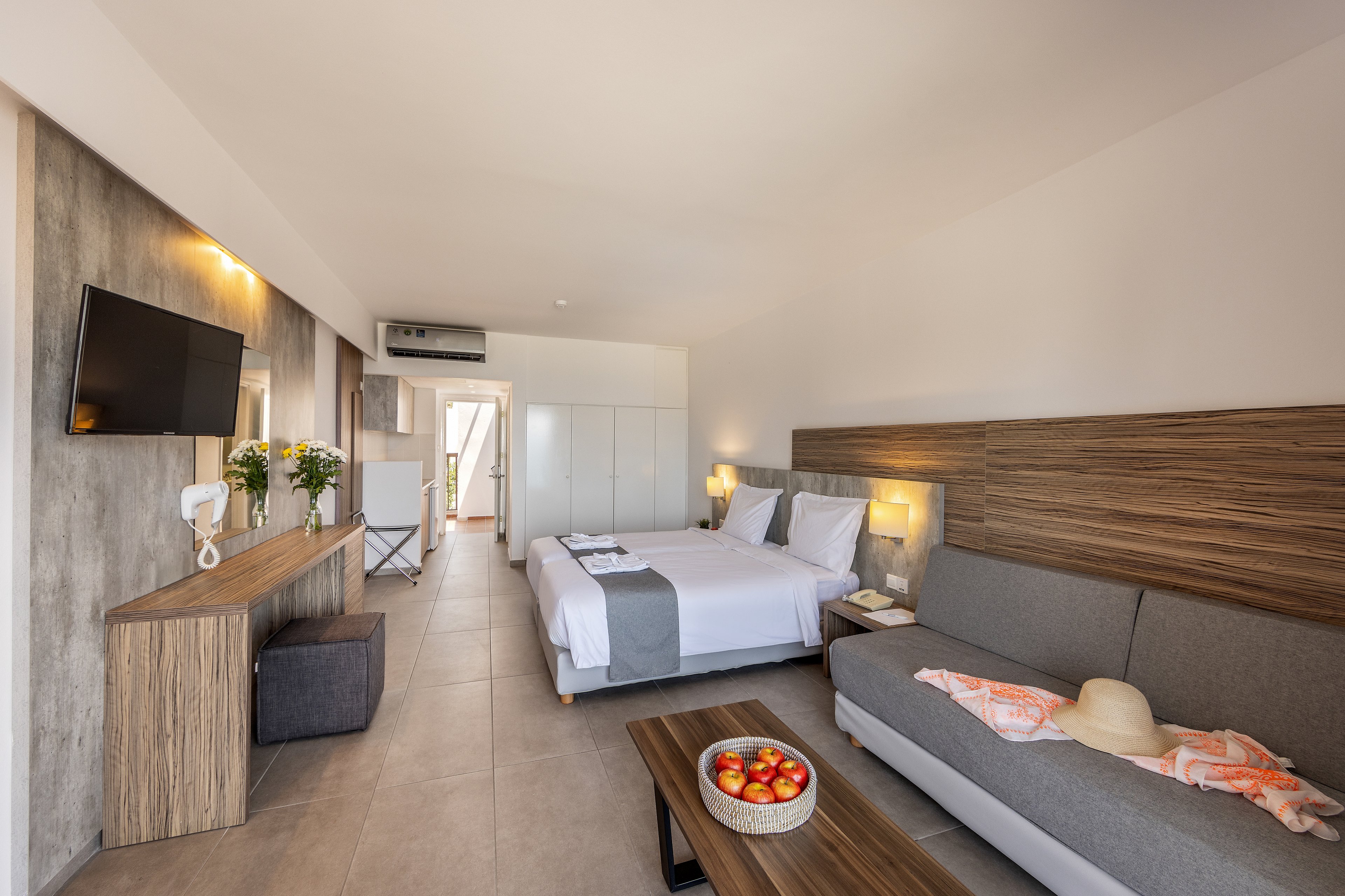 Kapetanios Aqua Resort