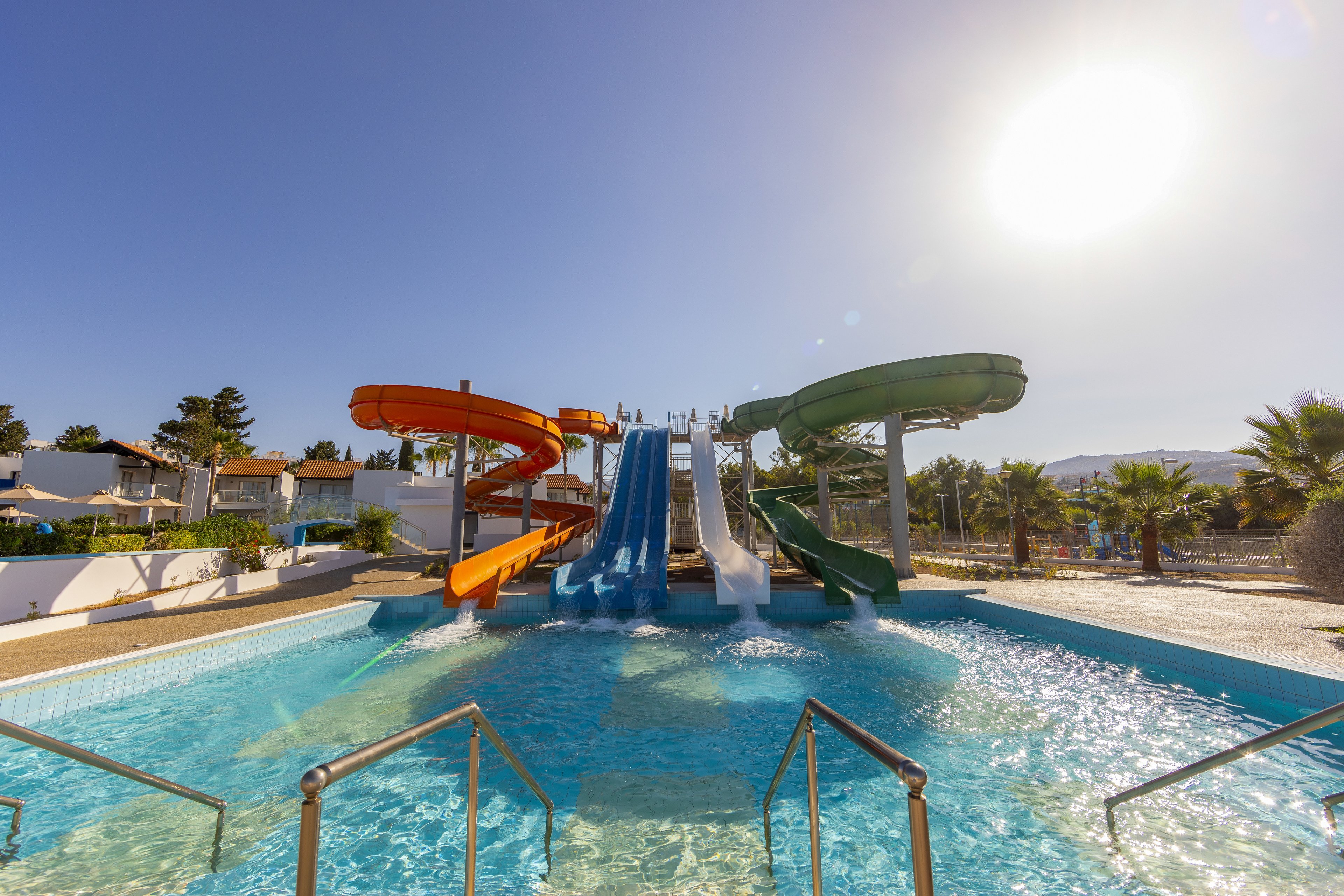 Kapetanios Aqua Resort