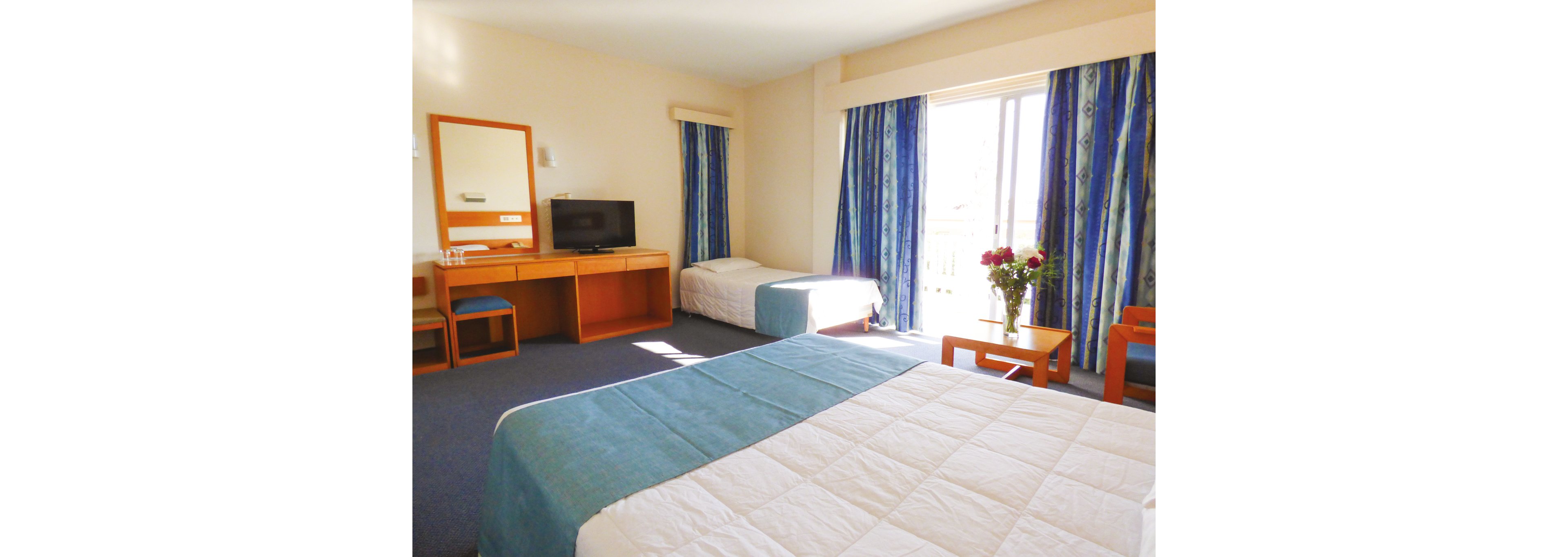 Cynthiana Beach Hotel