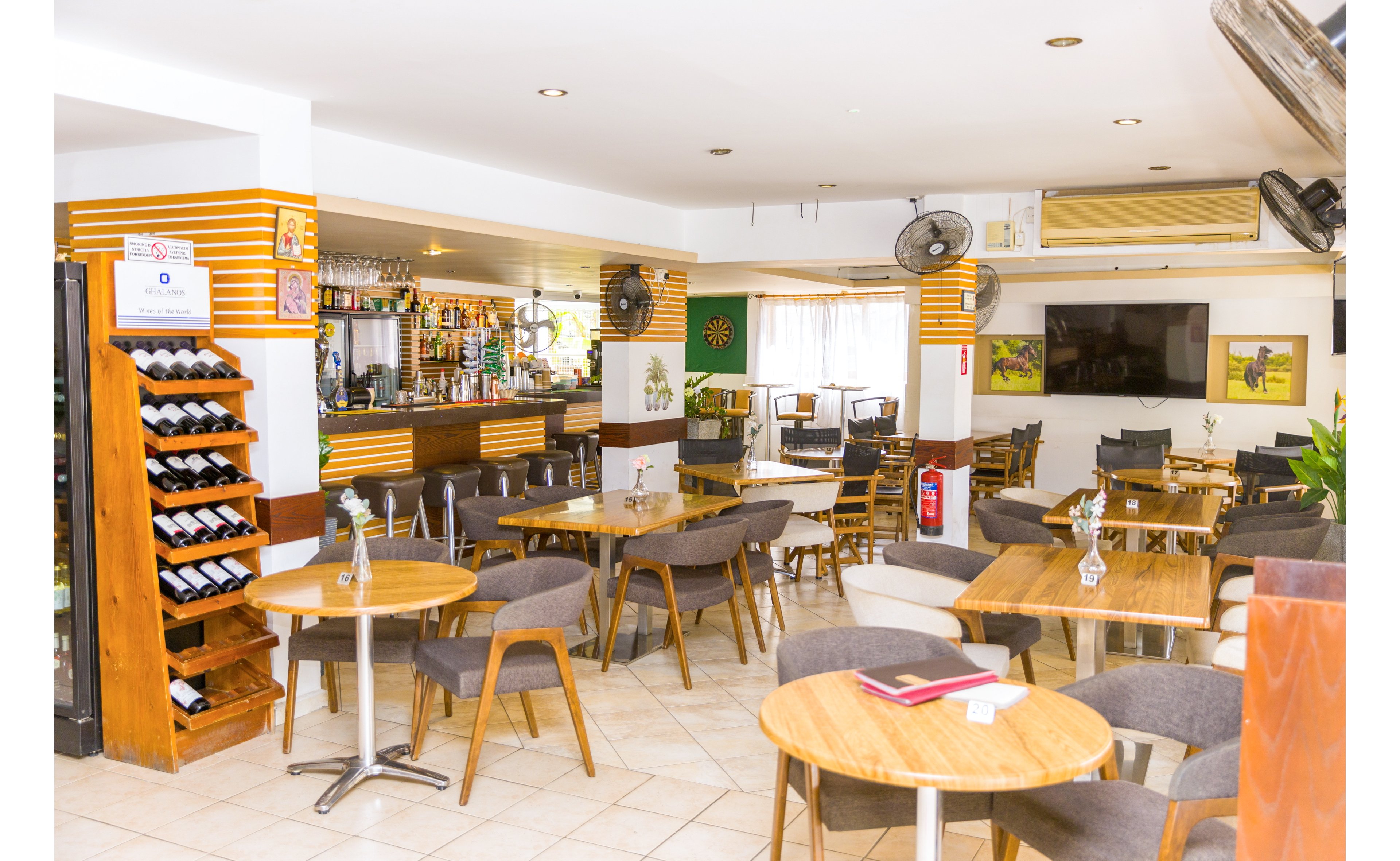 Alecos Hotel Apartments