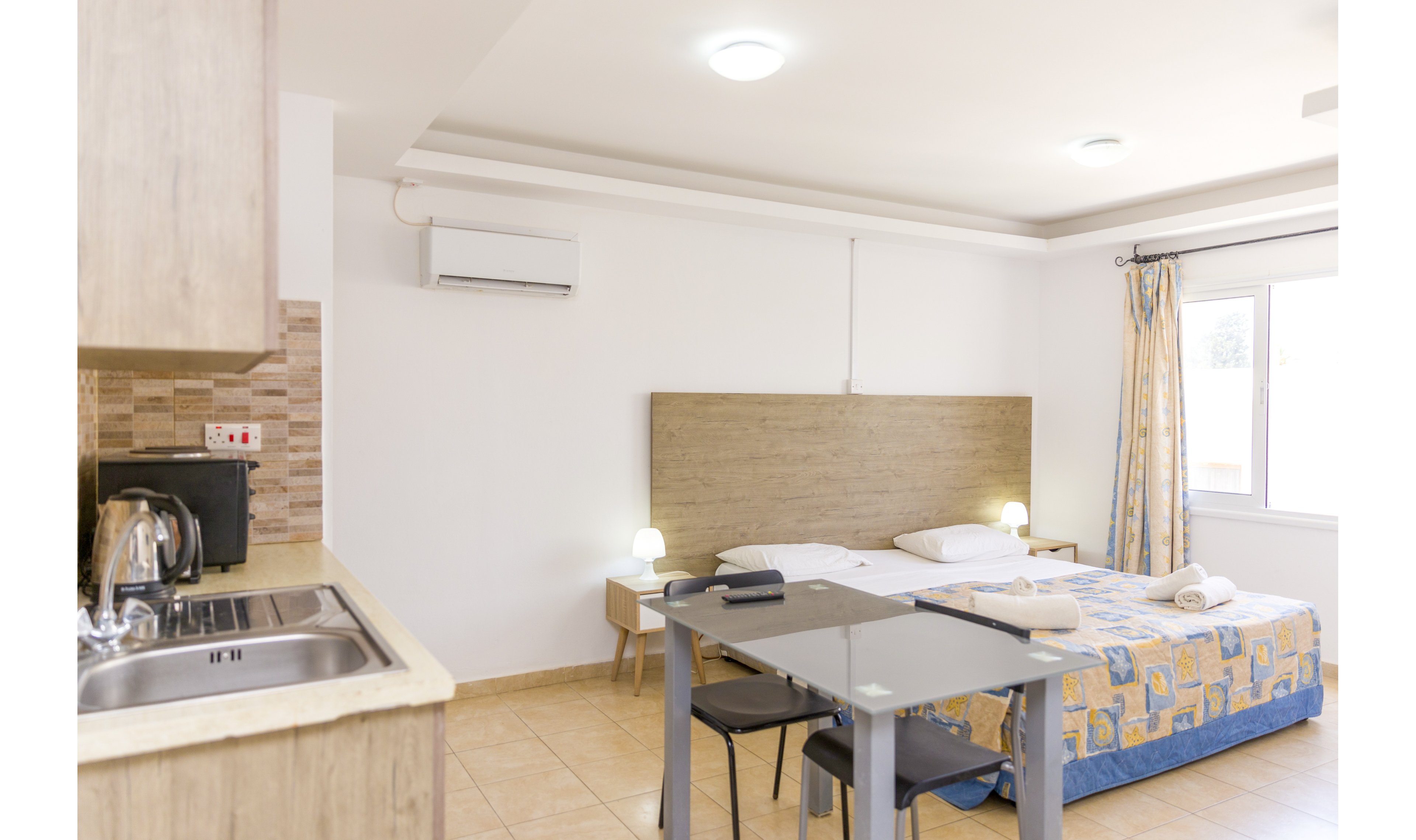 Alecos Hotel Apartments