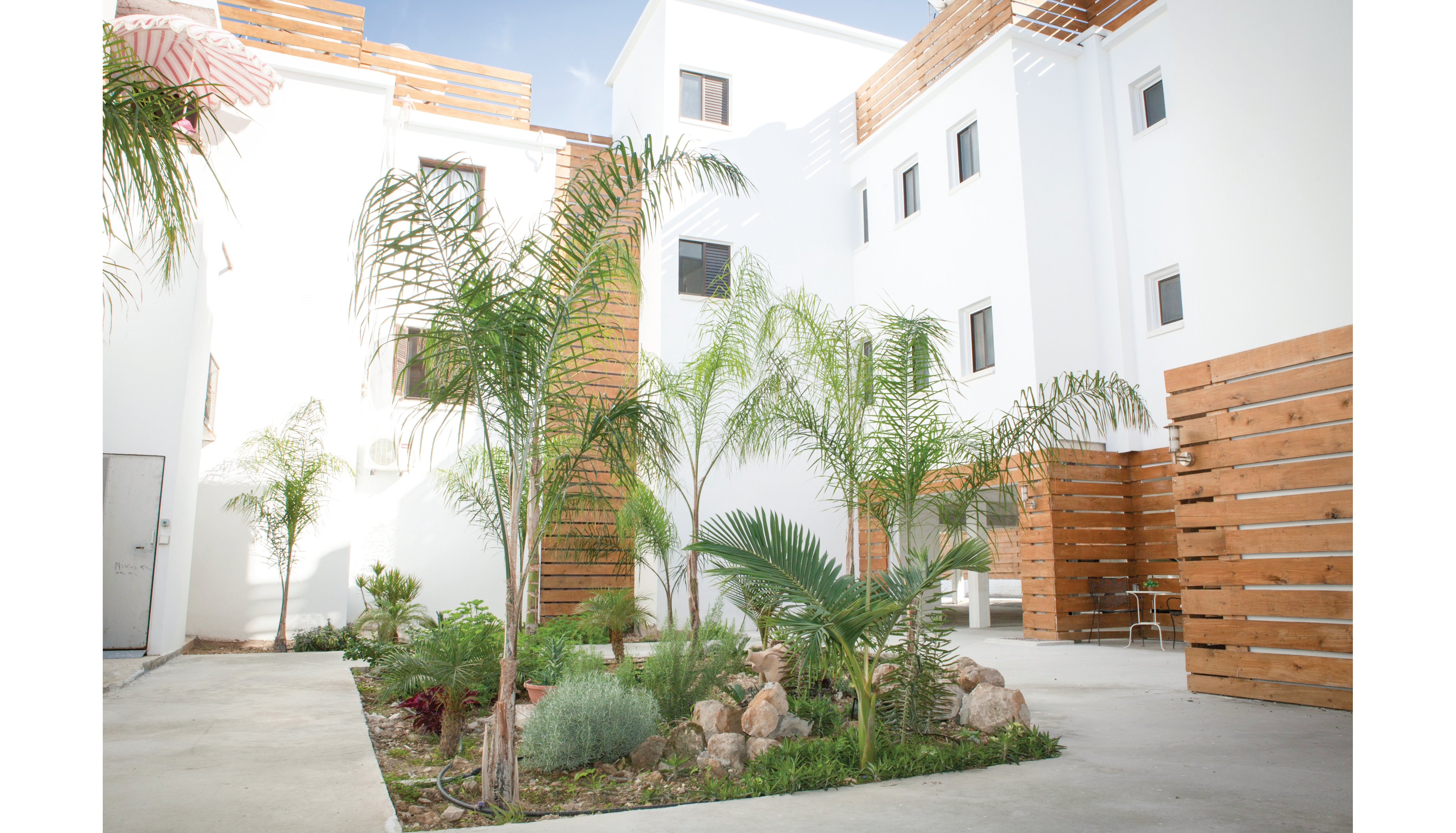 Alecos Hotel Apartments