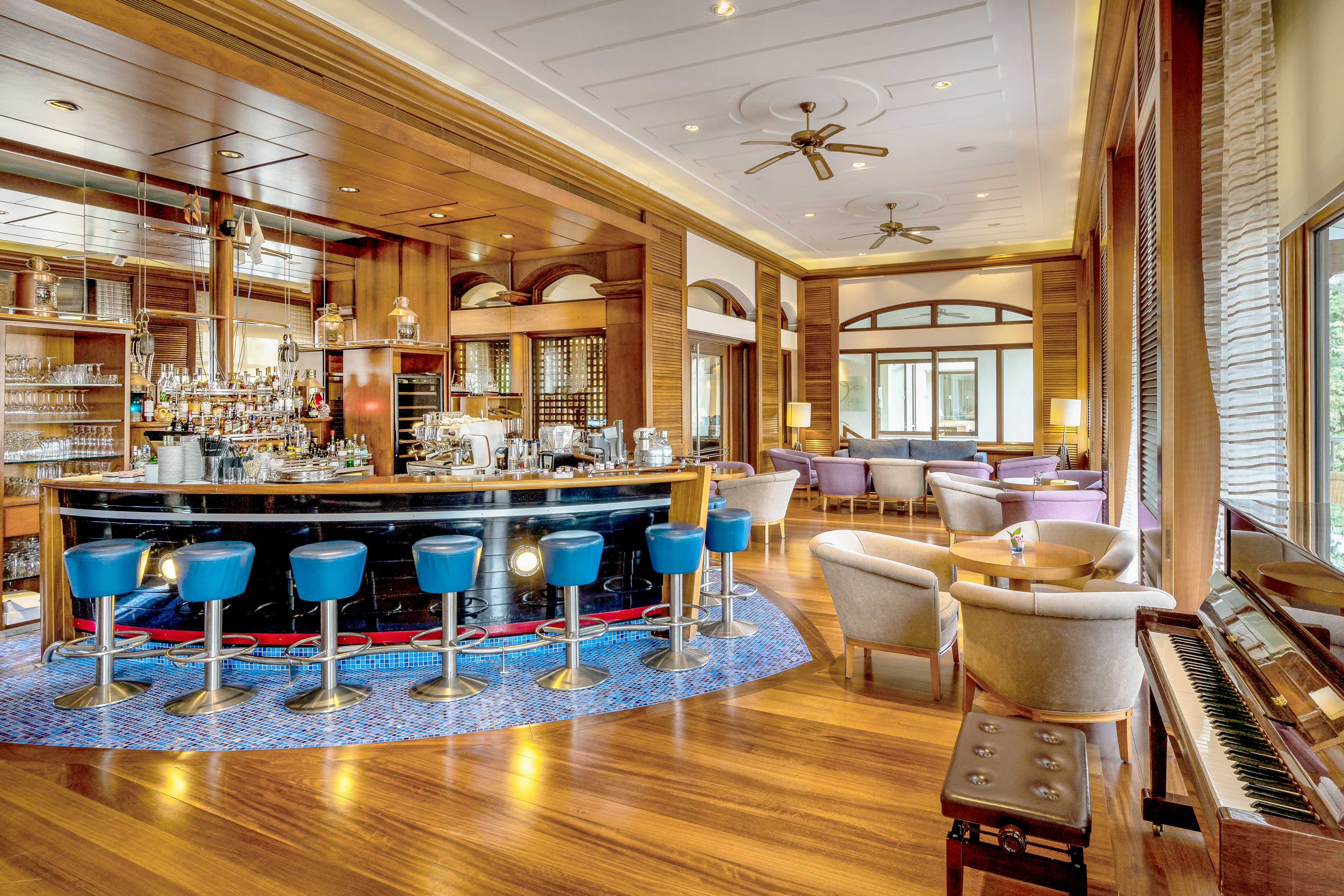 Columbia Beach Resort