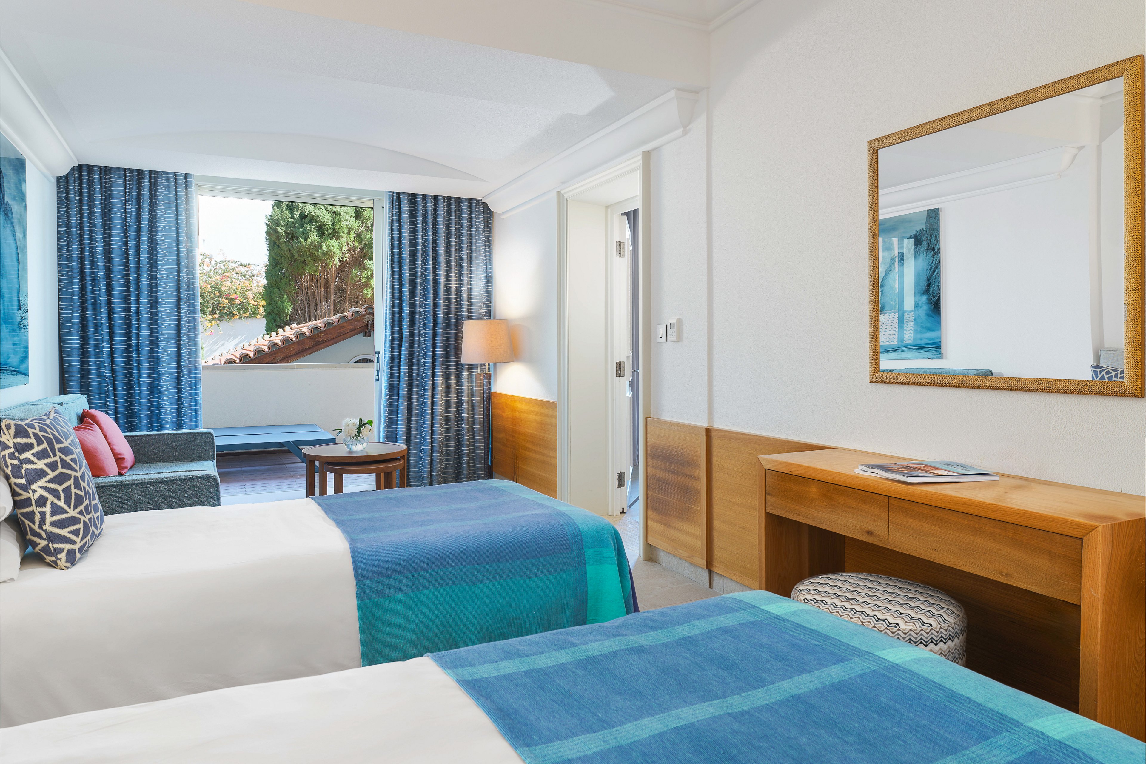 Columbia Beach Resort