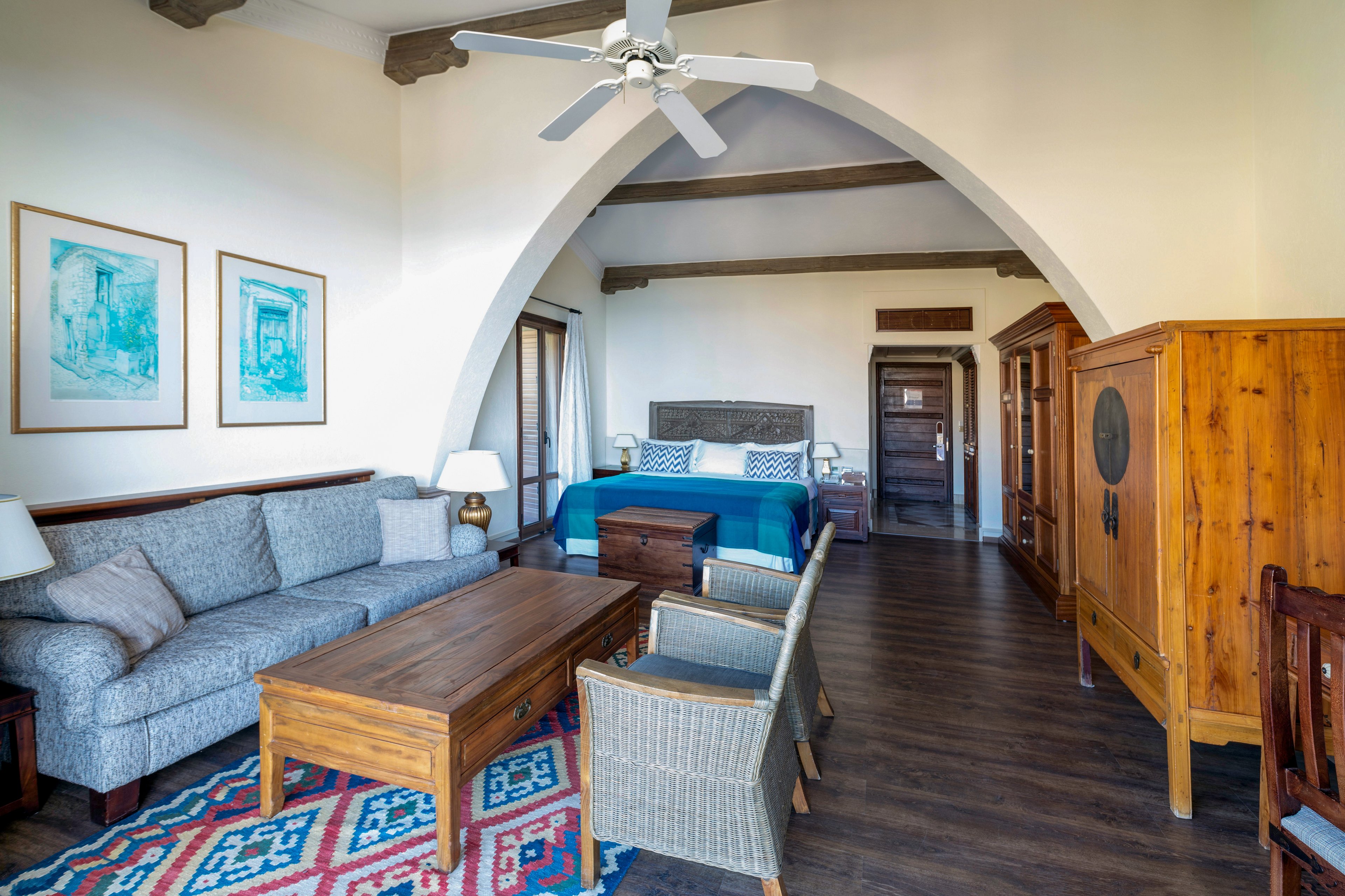 Columbia Beach Resort