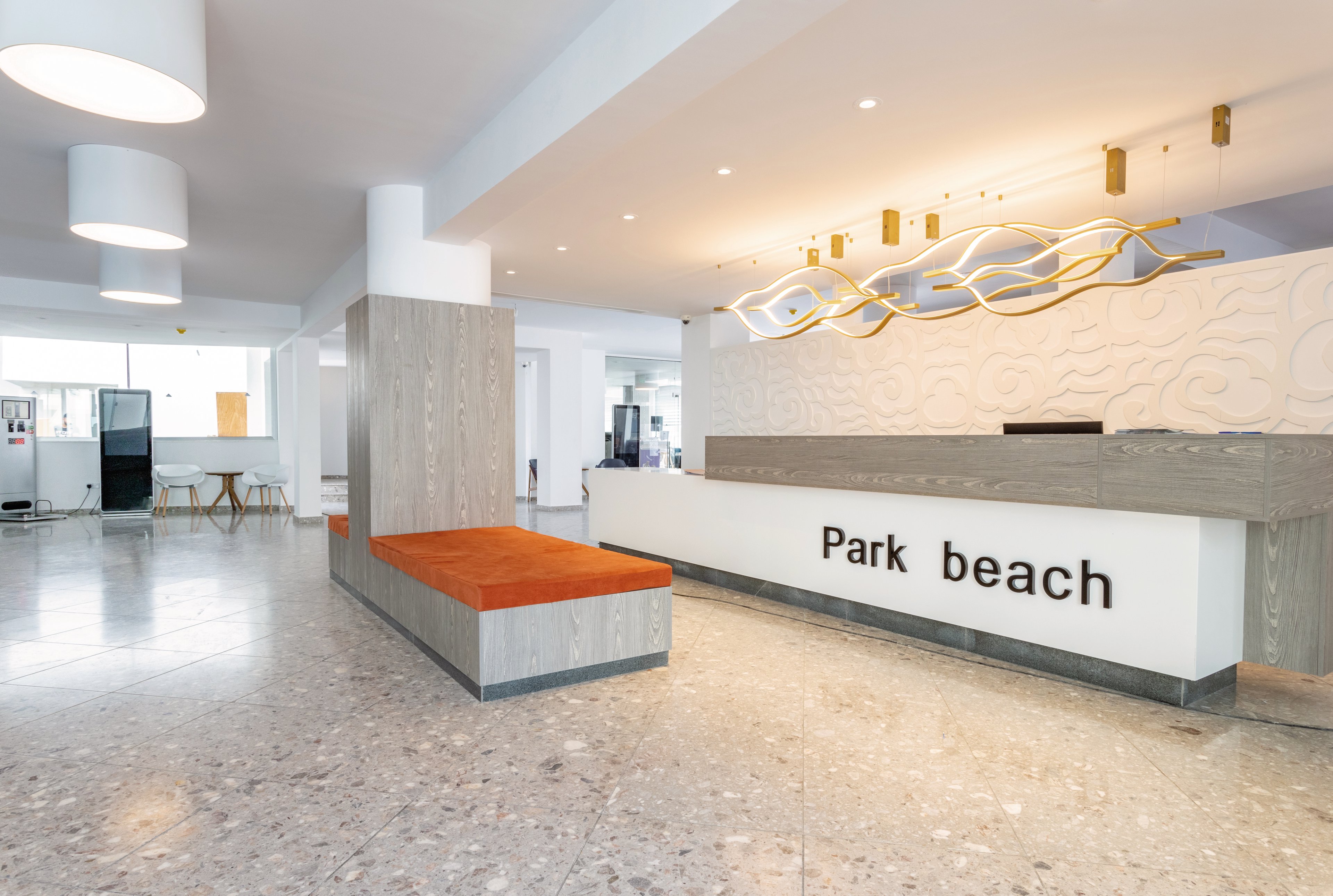 Park Beach Hotel