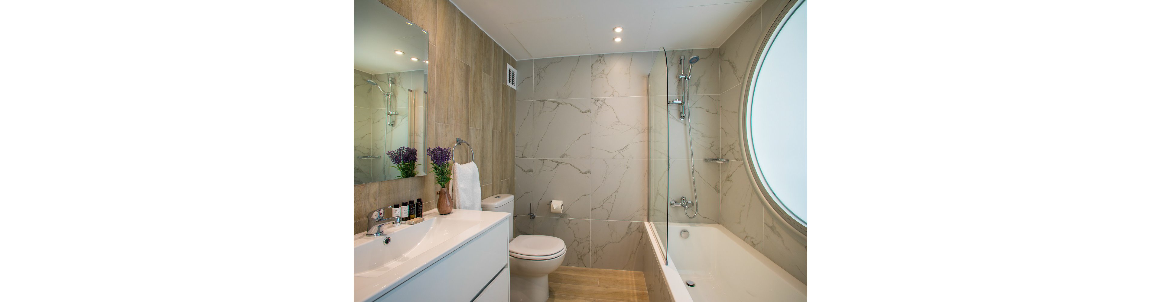 Leonardo Plaza Cypria Maris Beach Hotel & Spa