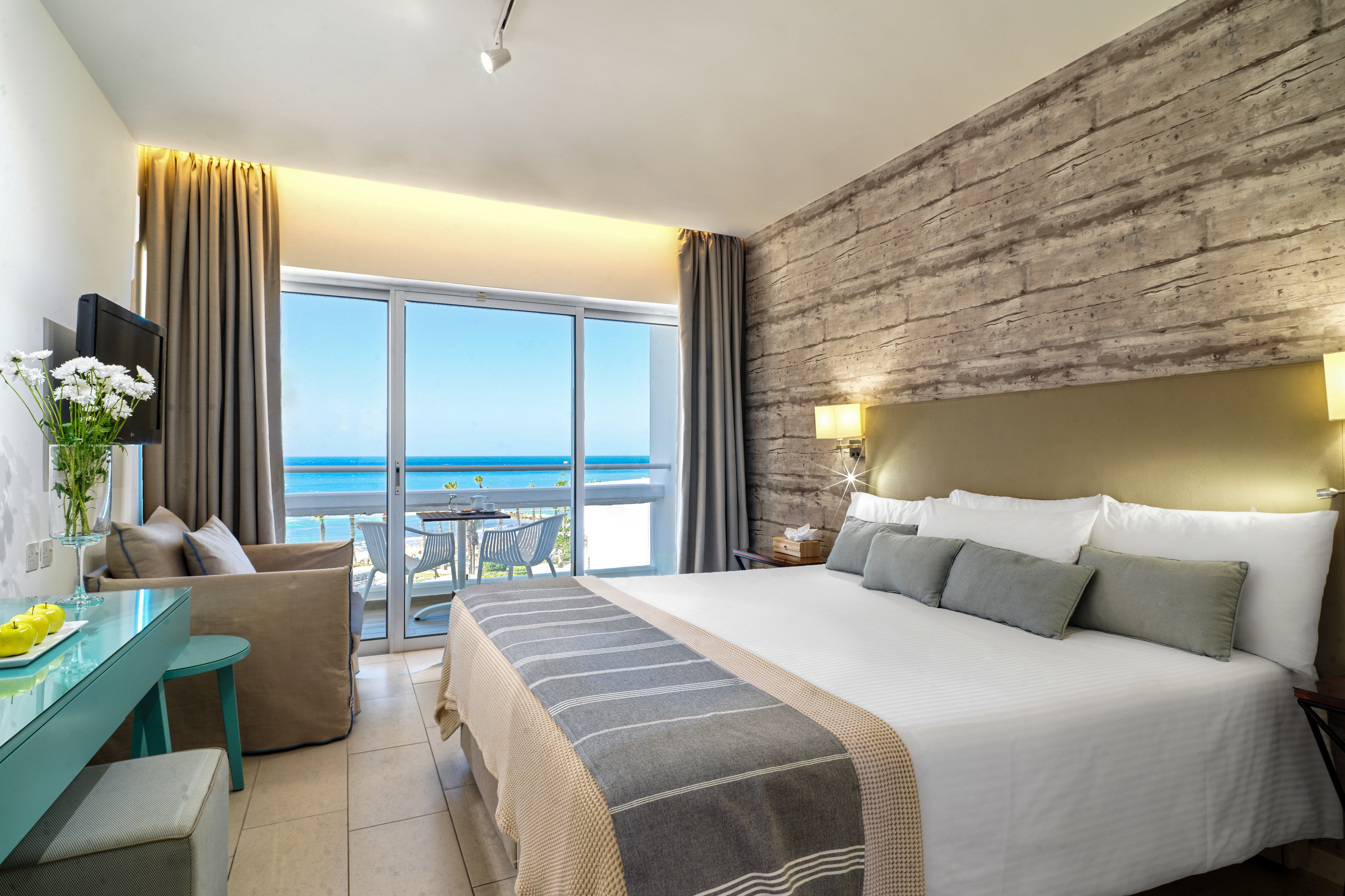 Leonardo Plaza Cypria Maris Beach Hotel & Spa