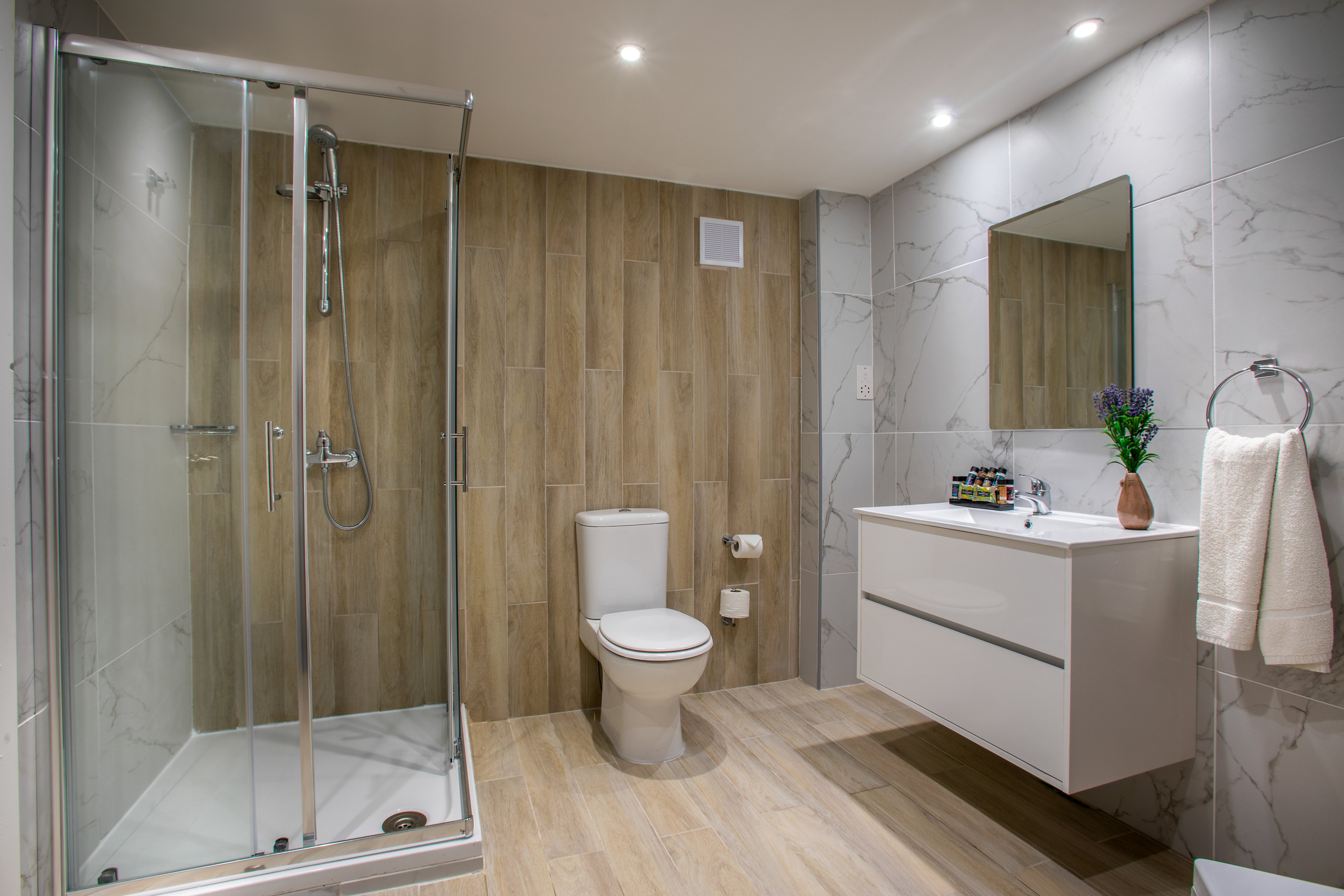 Leonardo Plaza Cypria Maris Beach Hotel & Spa