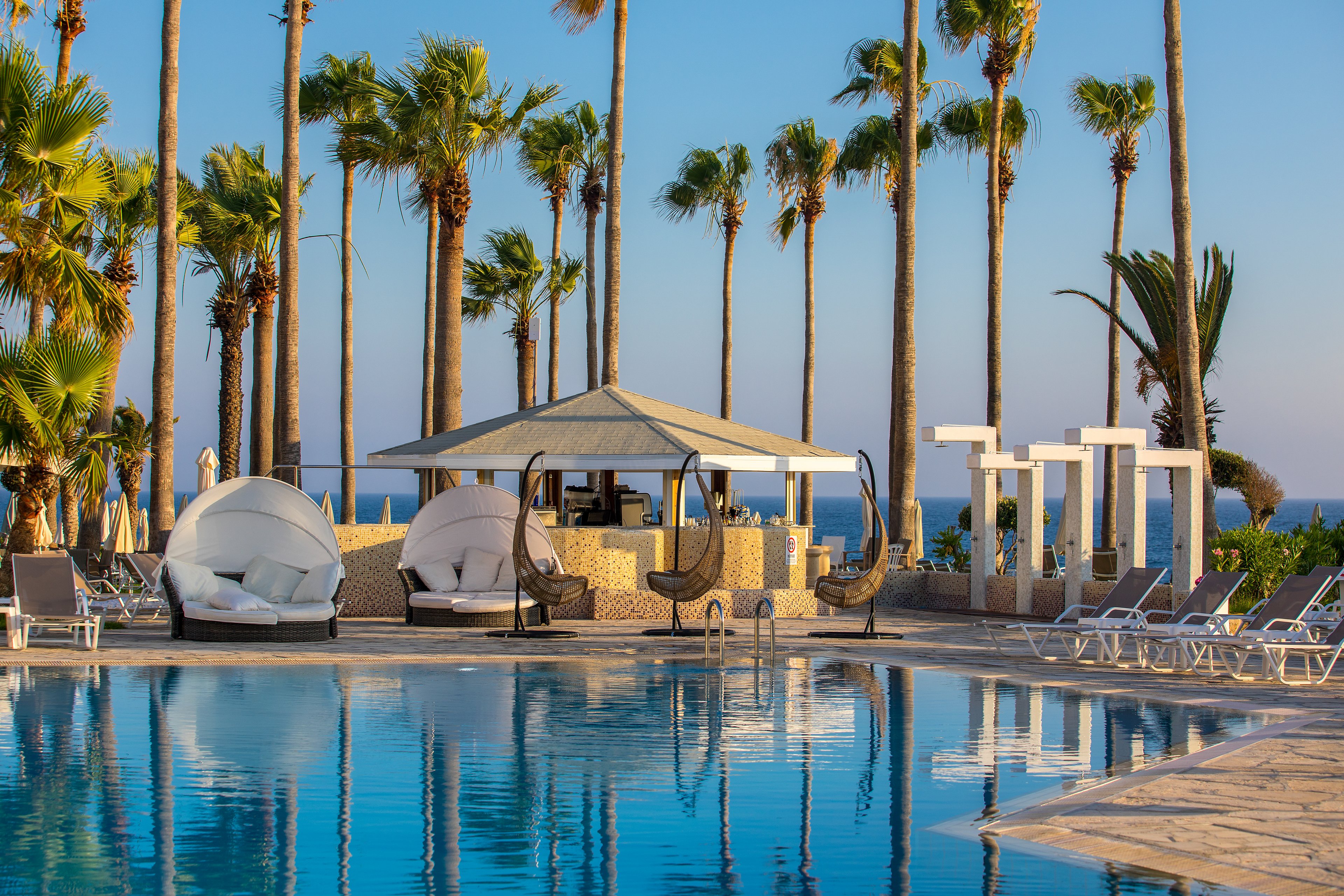 Leonardo Plaza Cypria Maris Beach Hotel & Spa