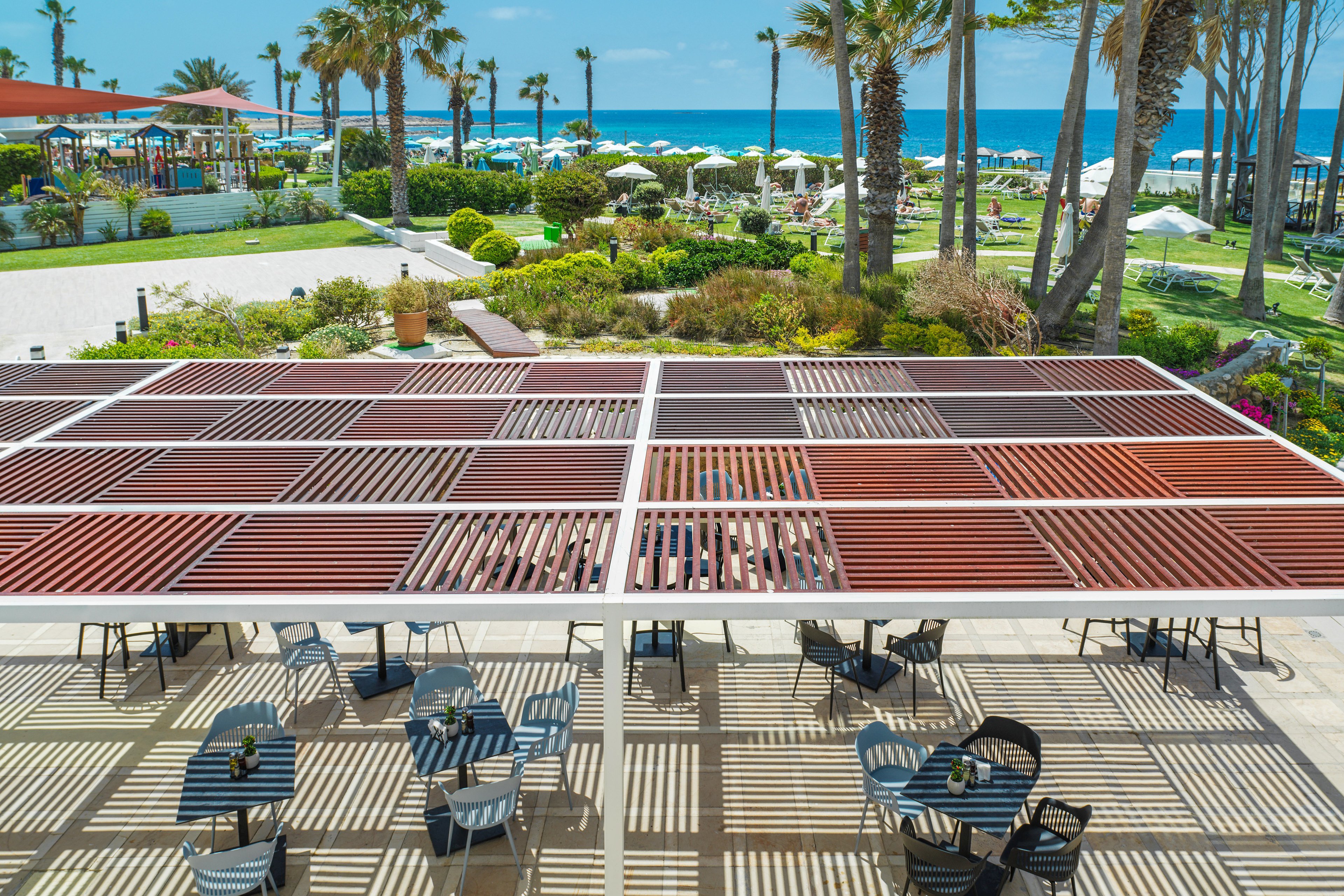 Leonardo Plaza Cypria Maris Beach Hotel & Spa