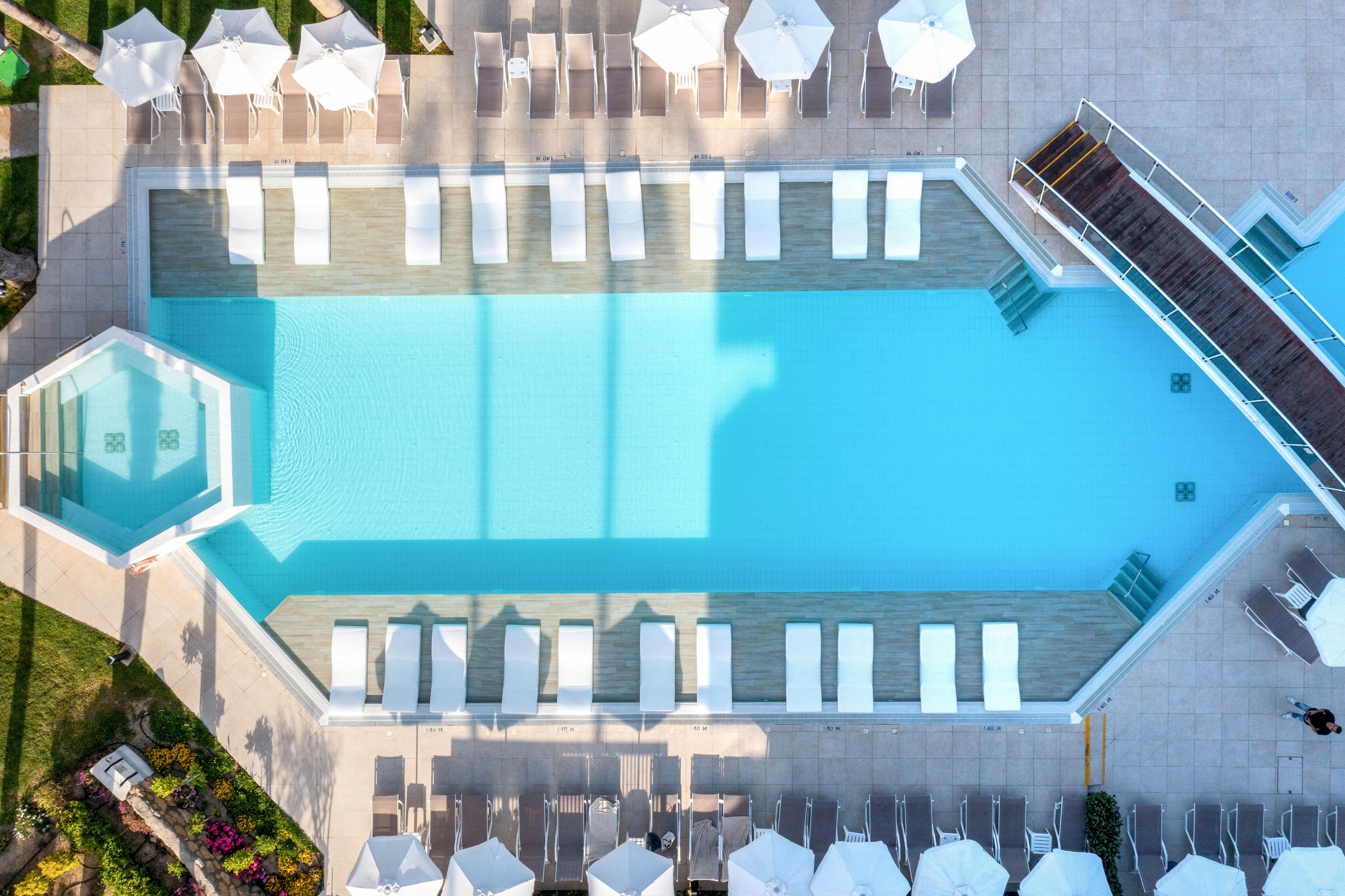 Leonardo Plaza Cypria Maris Beach Hotel & Spa