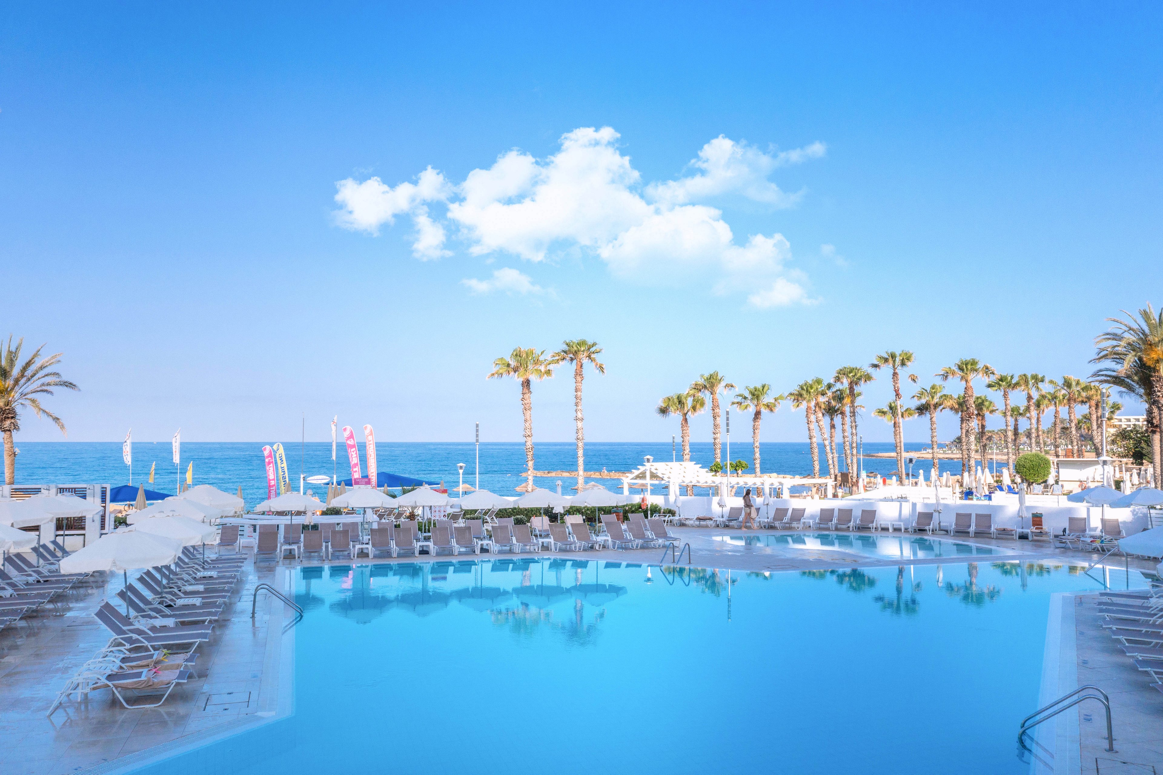 Leonardo Plaza Cypria Maris Beach Hotel & Spa
