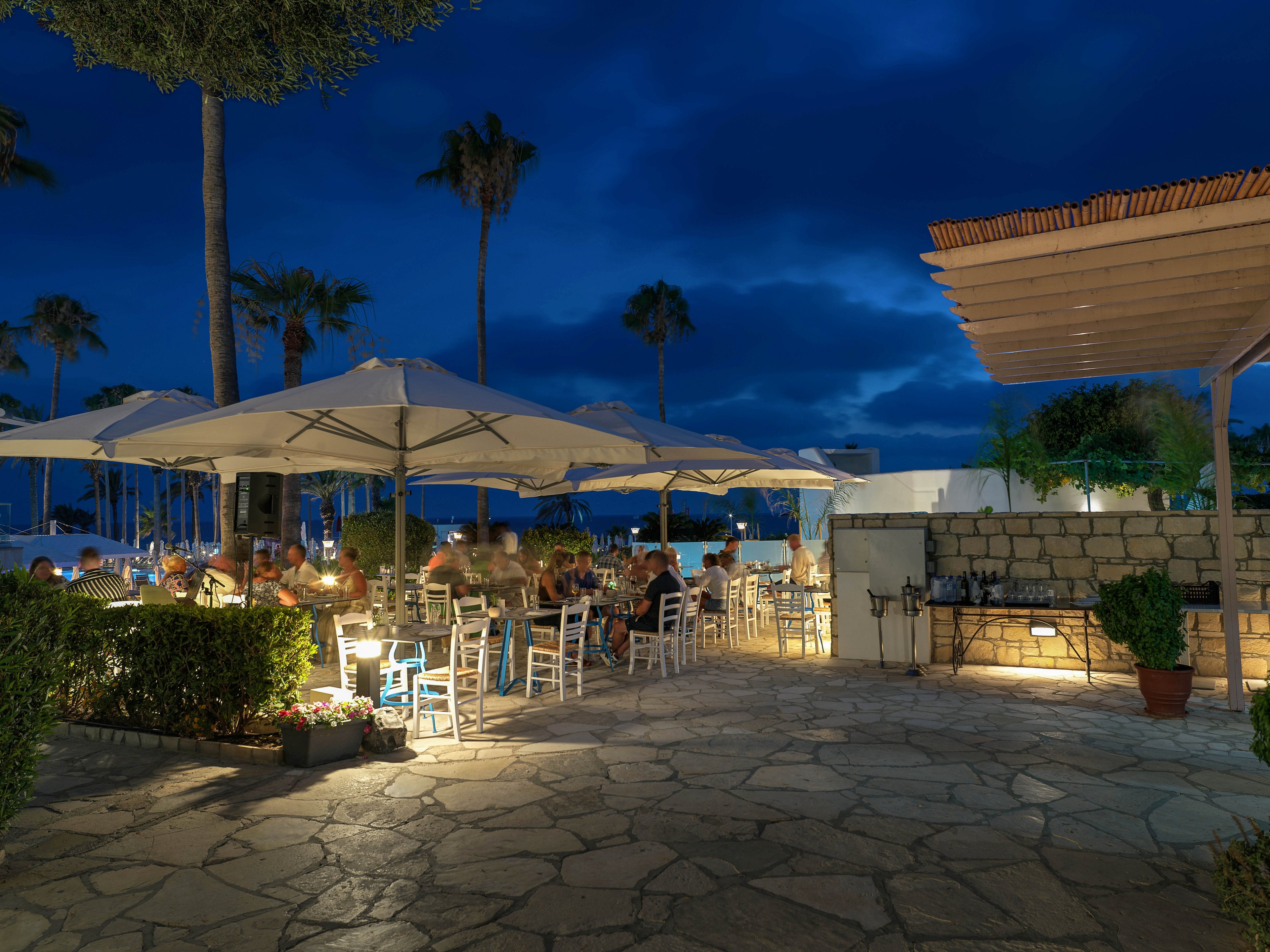 Leonardo Plaza Cypria Maris Beach Hotel & Spa