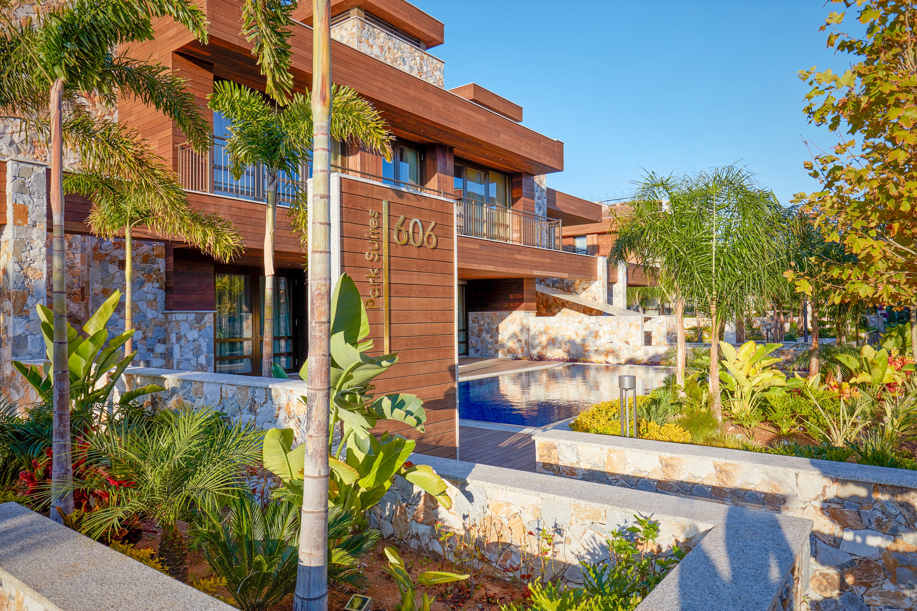 Parklane a Luxury Collection Resort & Spa