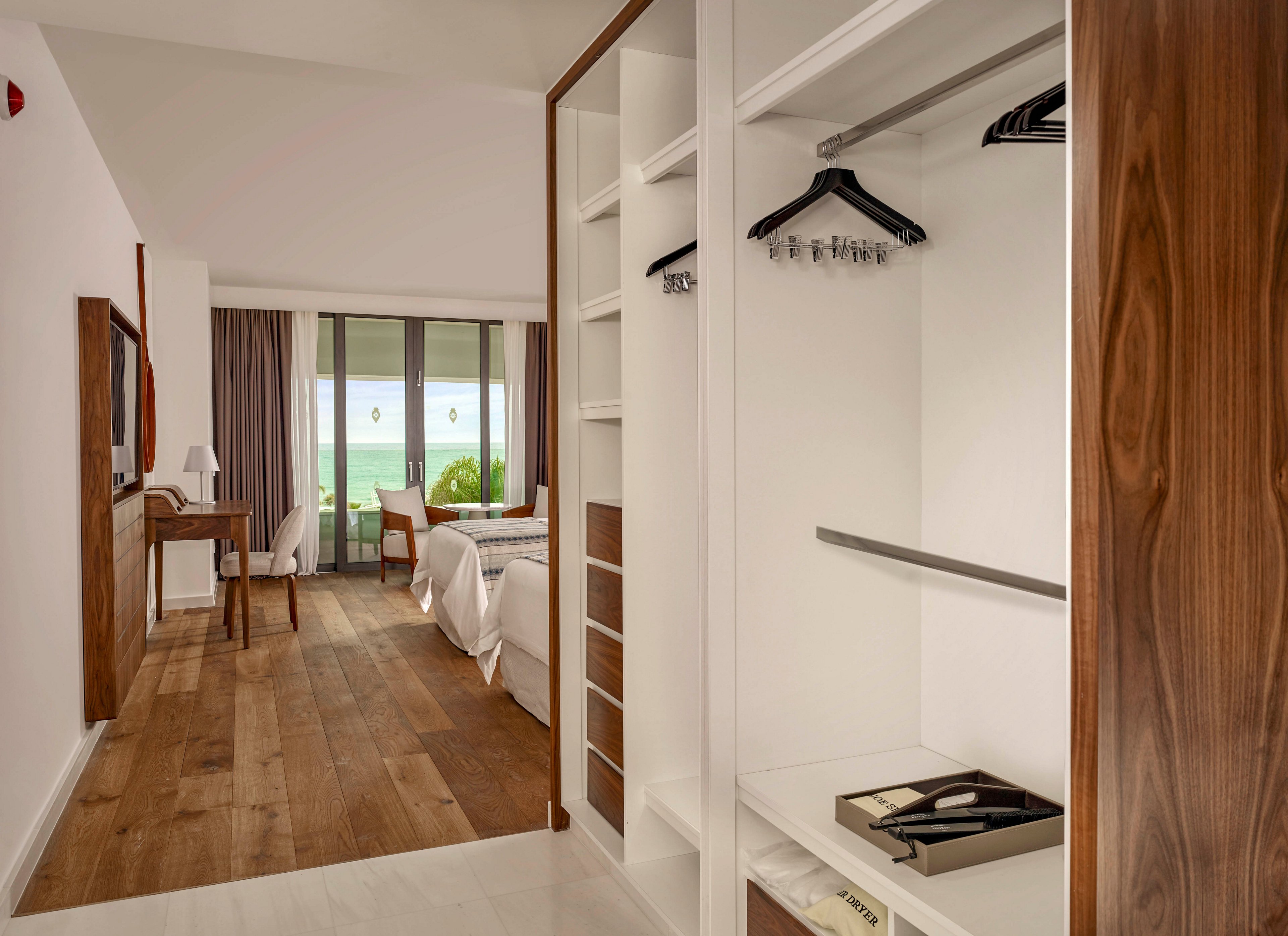 Parklane a Luxury Collection Resort & Spa