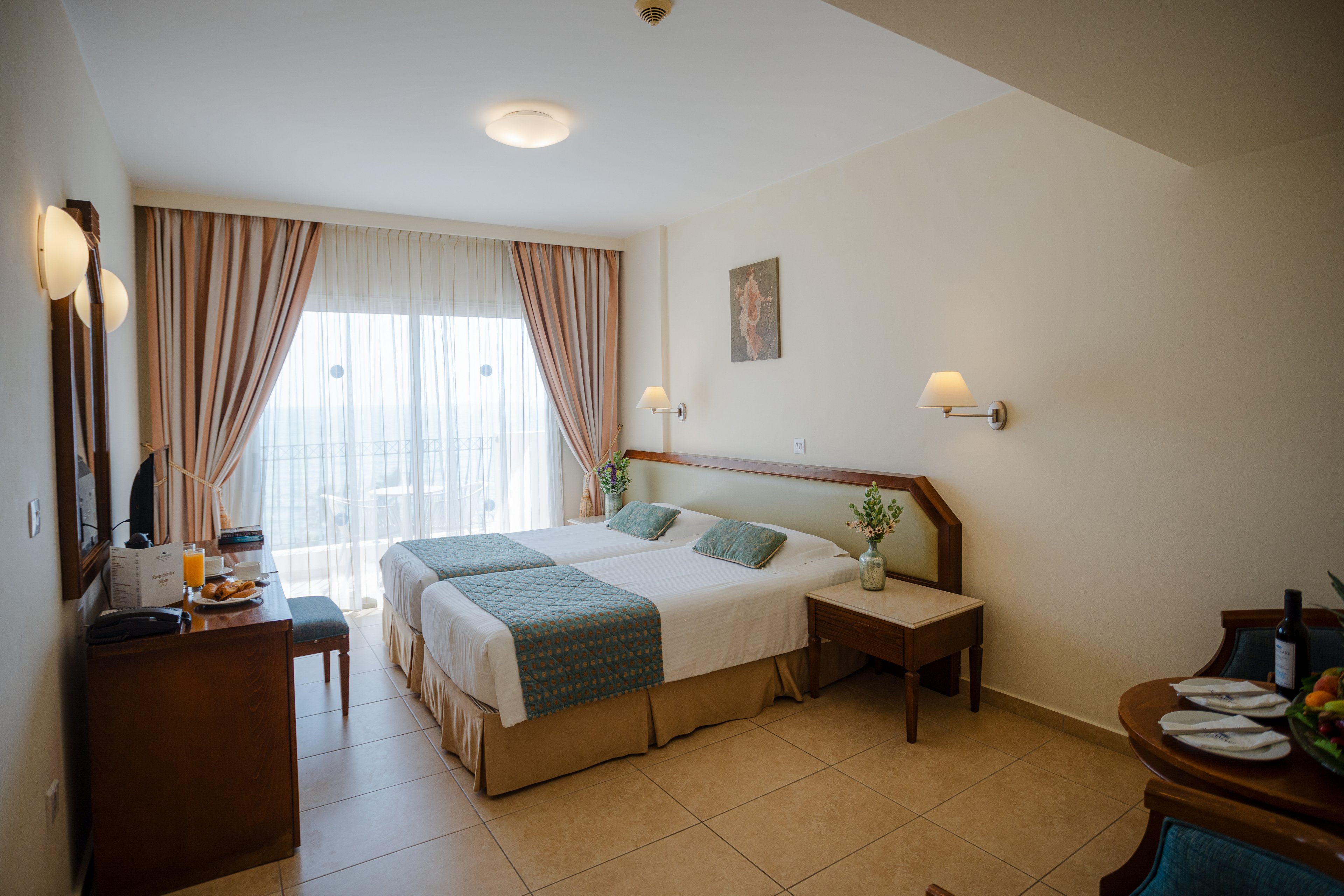 Aquamare Beach Hotel & Spa & Aphrodite Waterpark