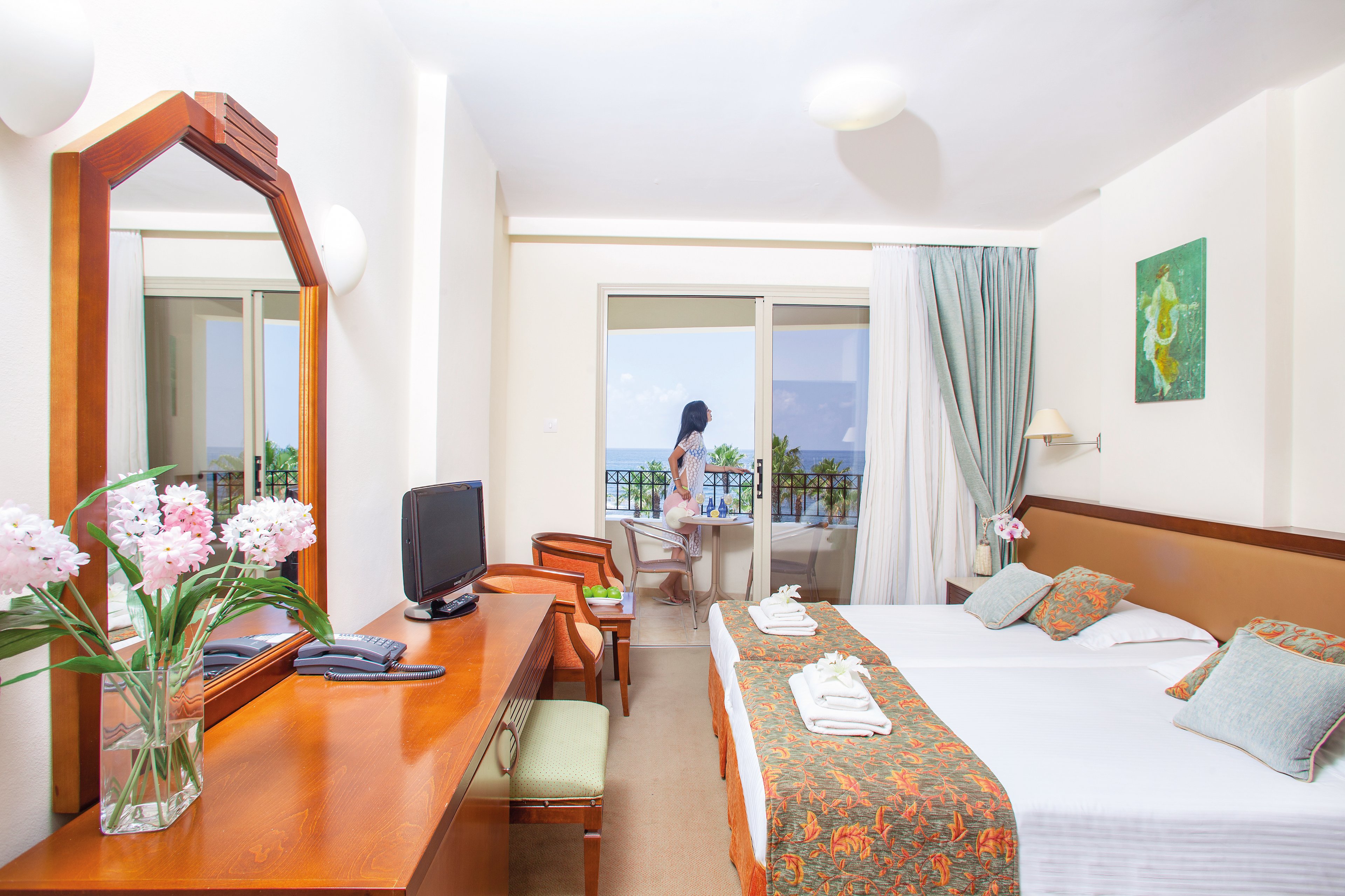 Aquamare Beach Hotel & Spa & Aphrodite Waterpark