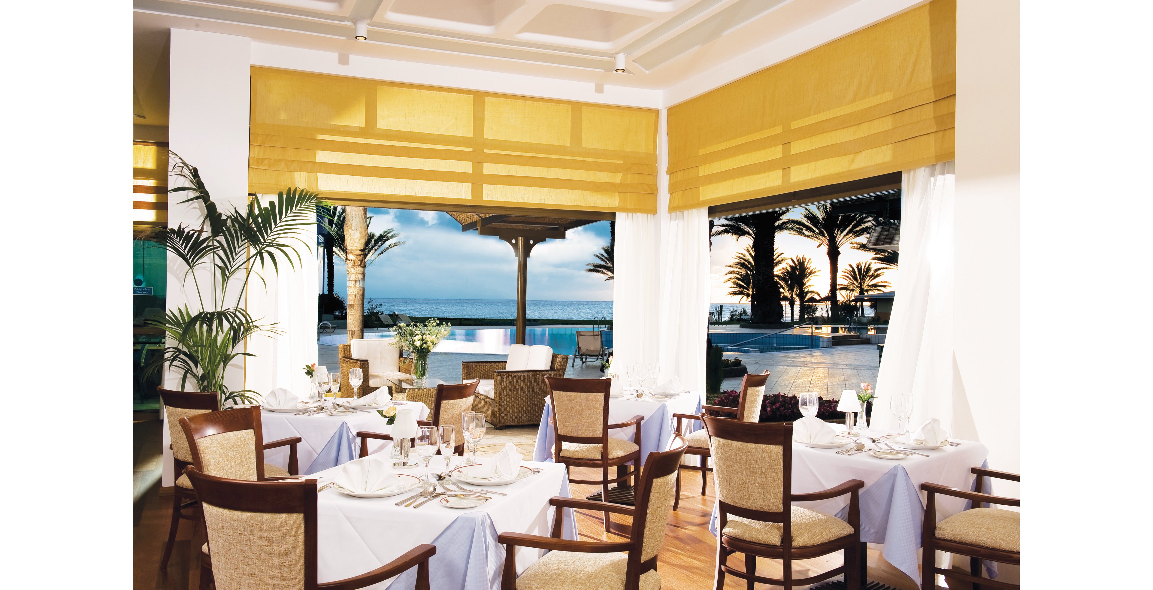 Constantinou Bros Athena Beach Hotel & Aphrodite Waterpark