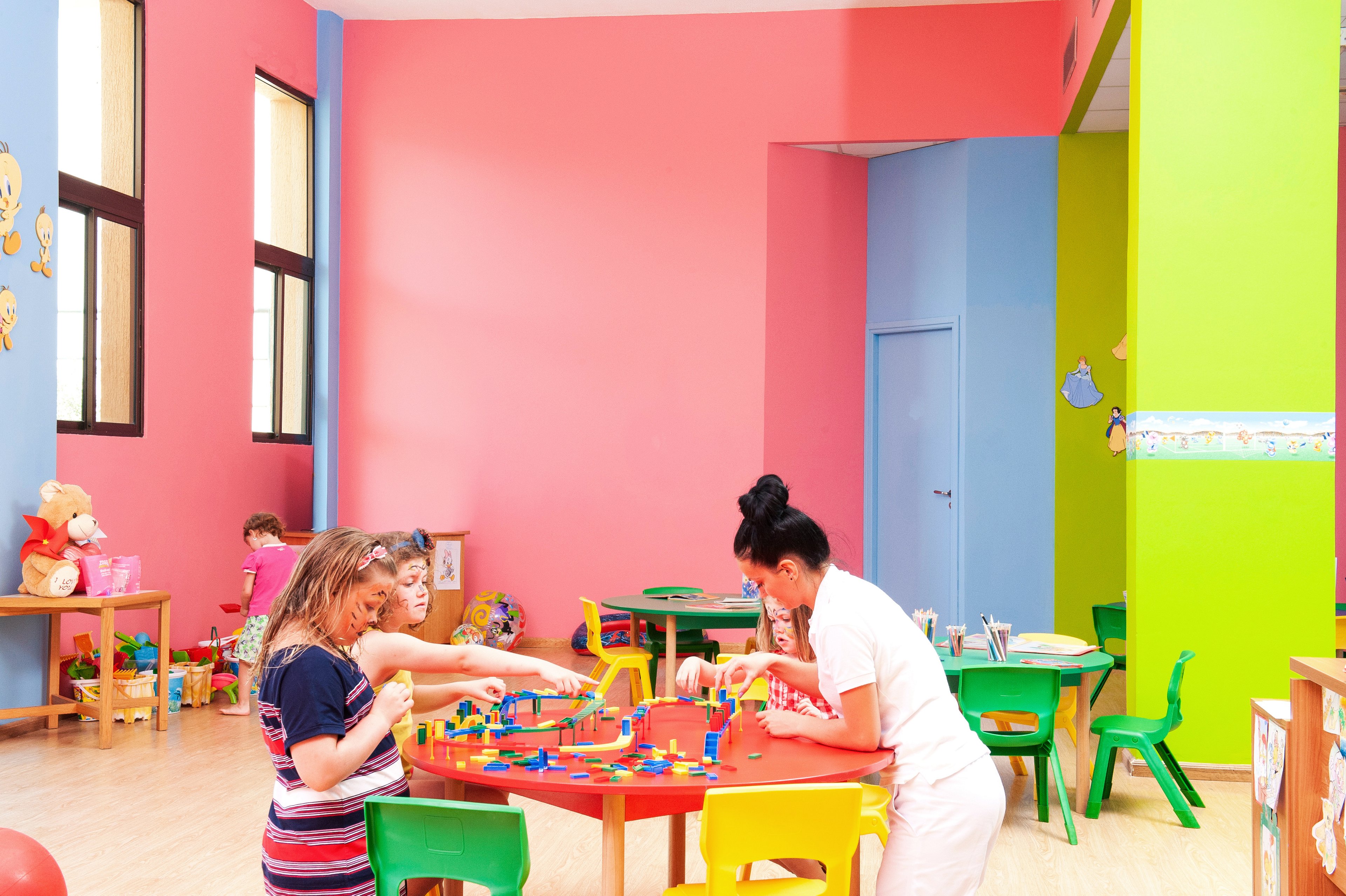 Constantinou Bros Athena Beach Hotel & Aphrodite Waterpark