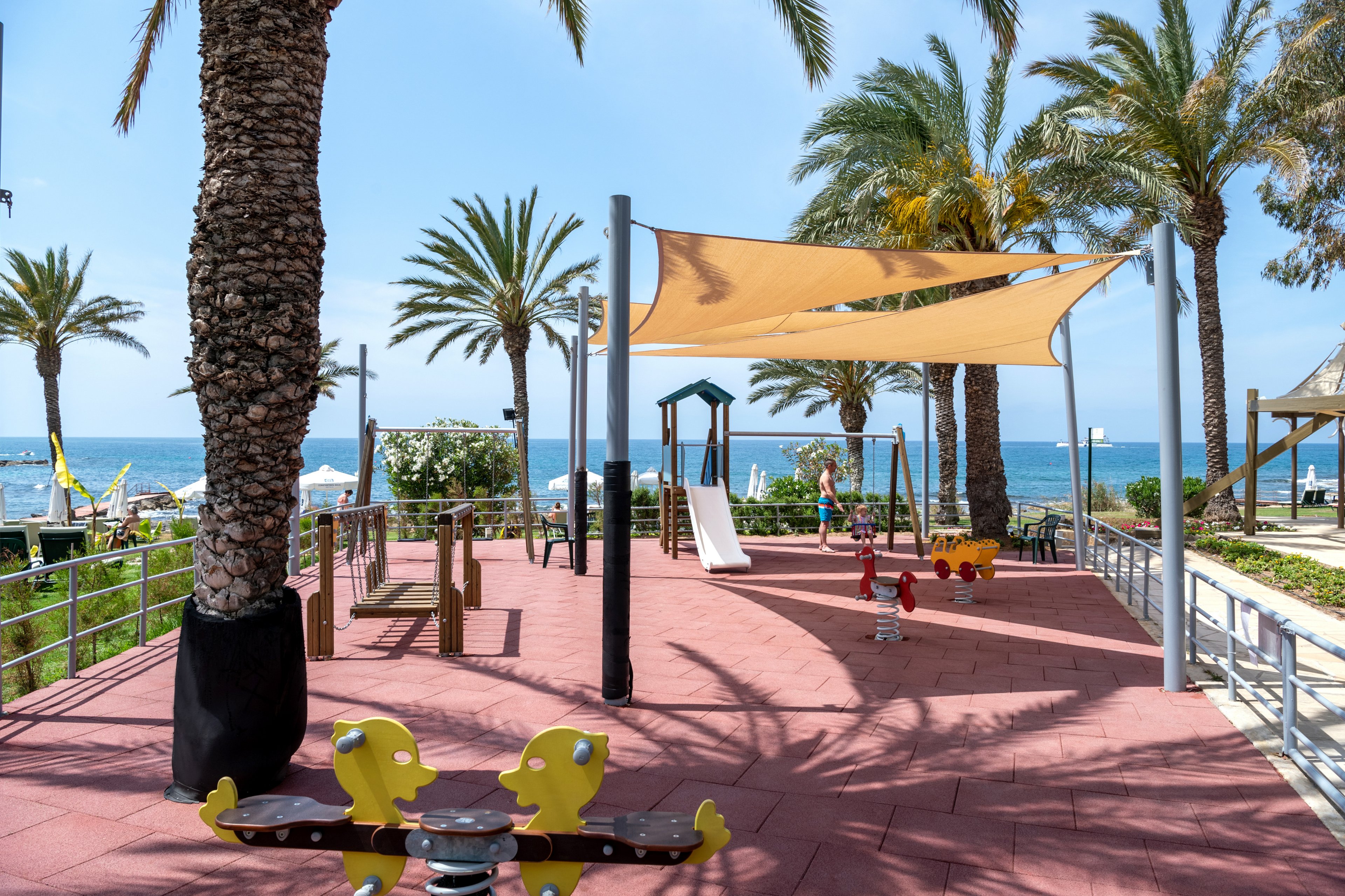 Constantinou Bros Athena Beach Hotel & Aphrodite Waterpark