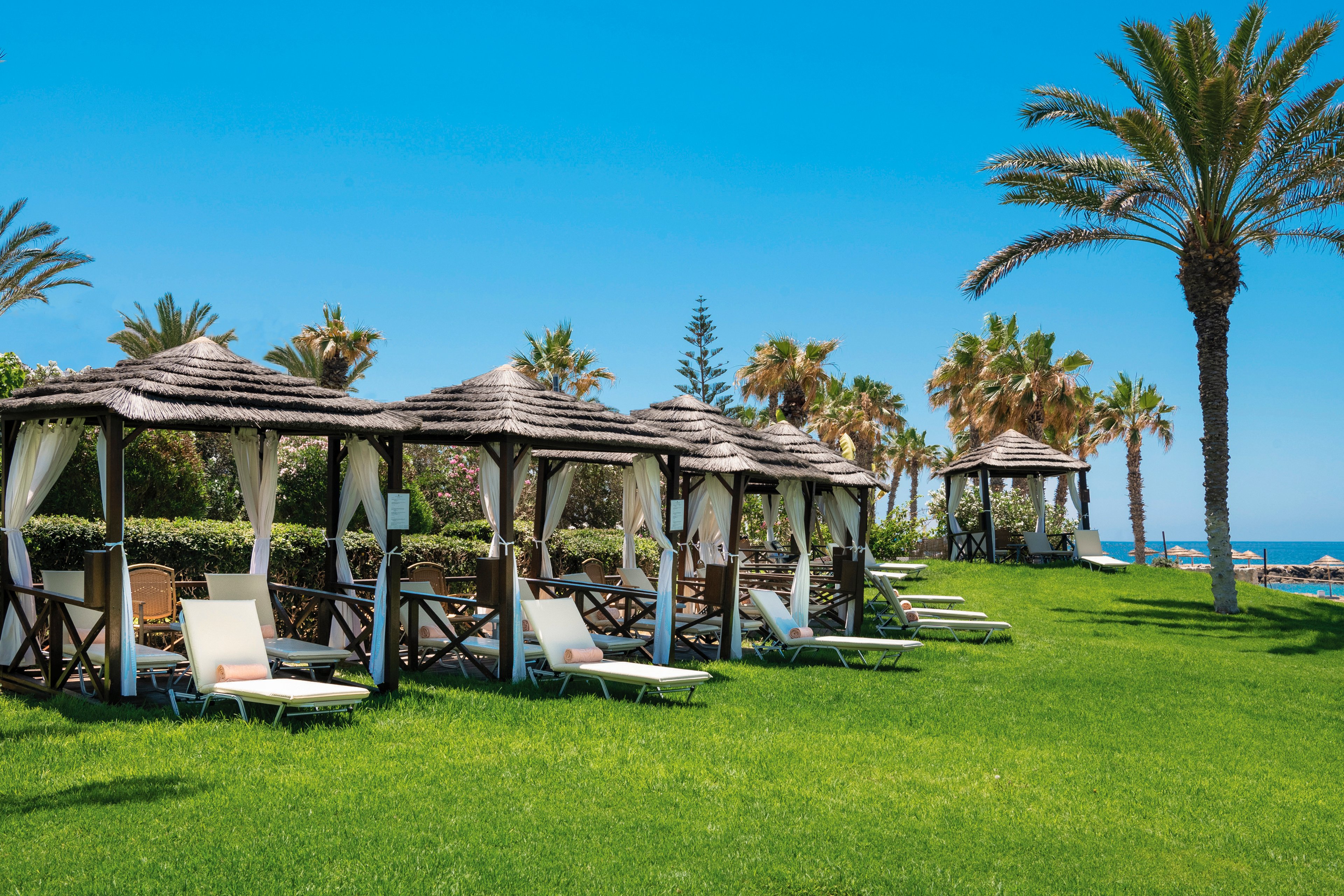 Constantinou Bros Athena Beach Hotel & Aphrodite Waterpark