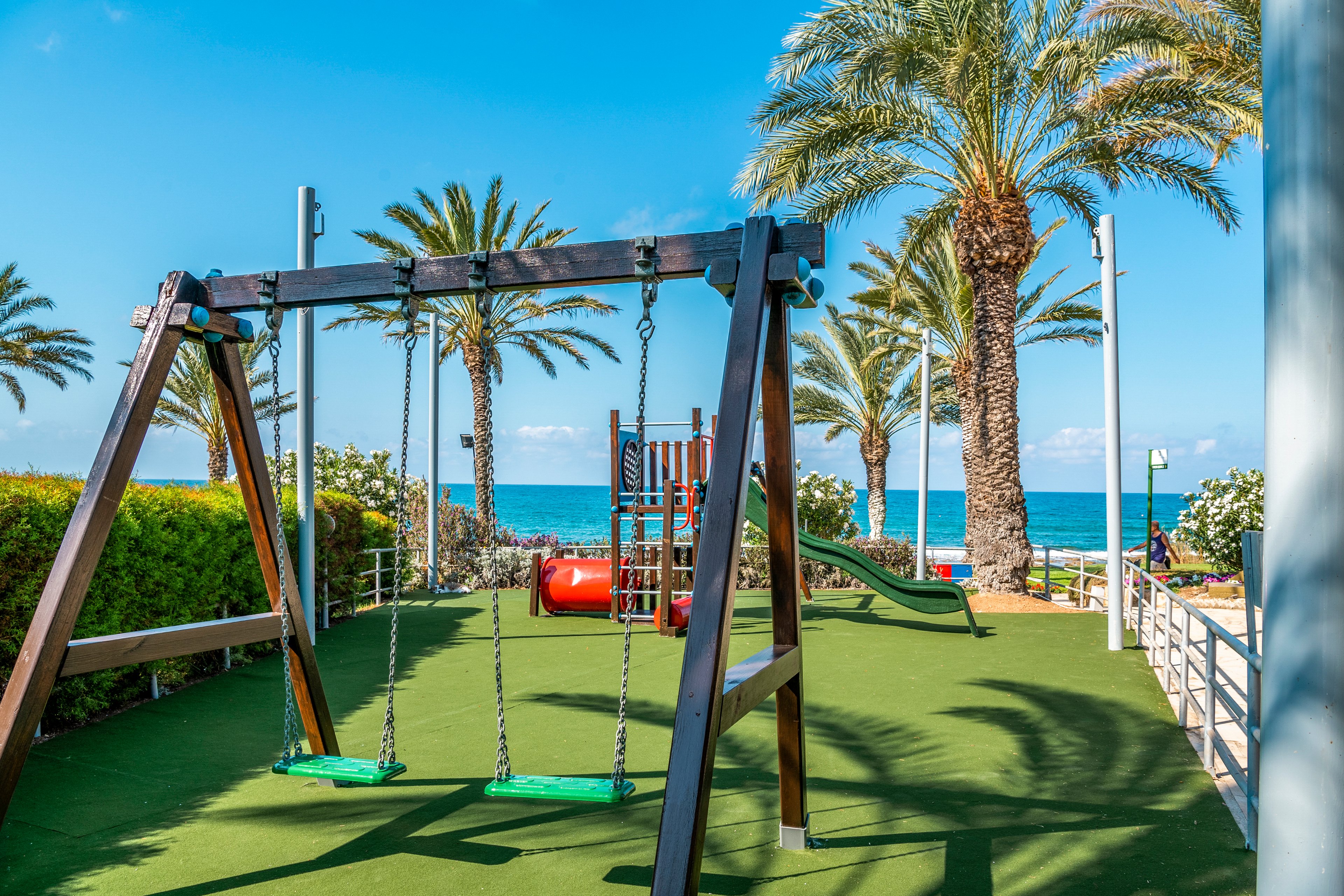 Constantinou Bros Athena Beach Hotel & Aphrodite Waterpark