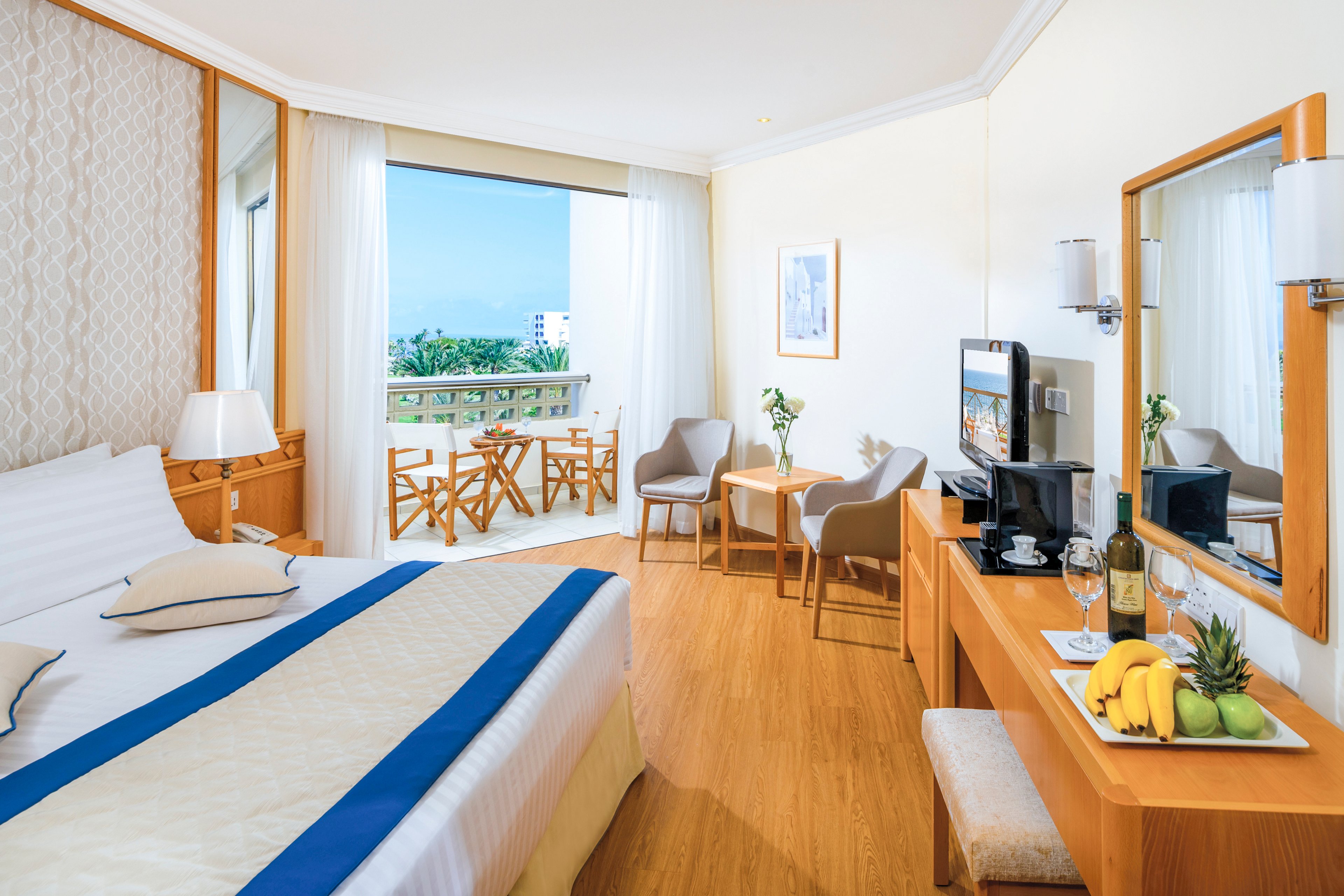 Constantinou Bros Athena Beach Hotel & Aphrodite Waterpark