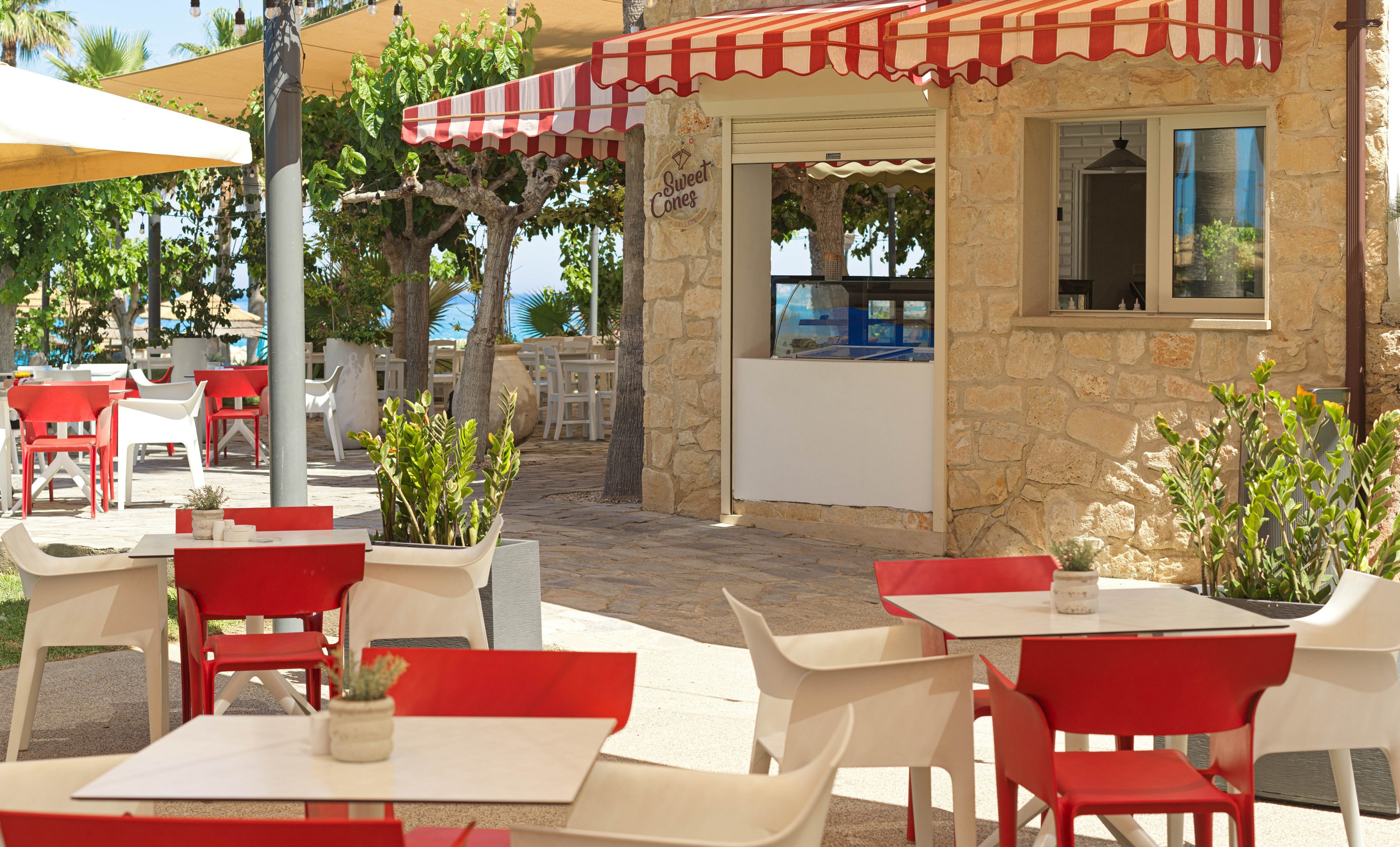 St George Beach Hotel & Spa Resort