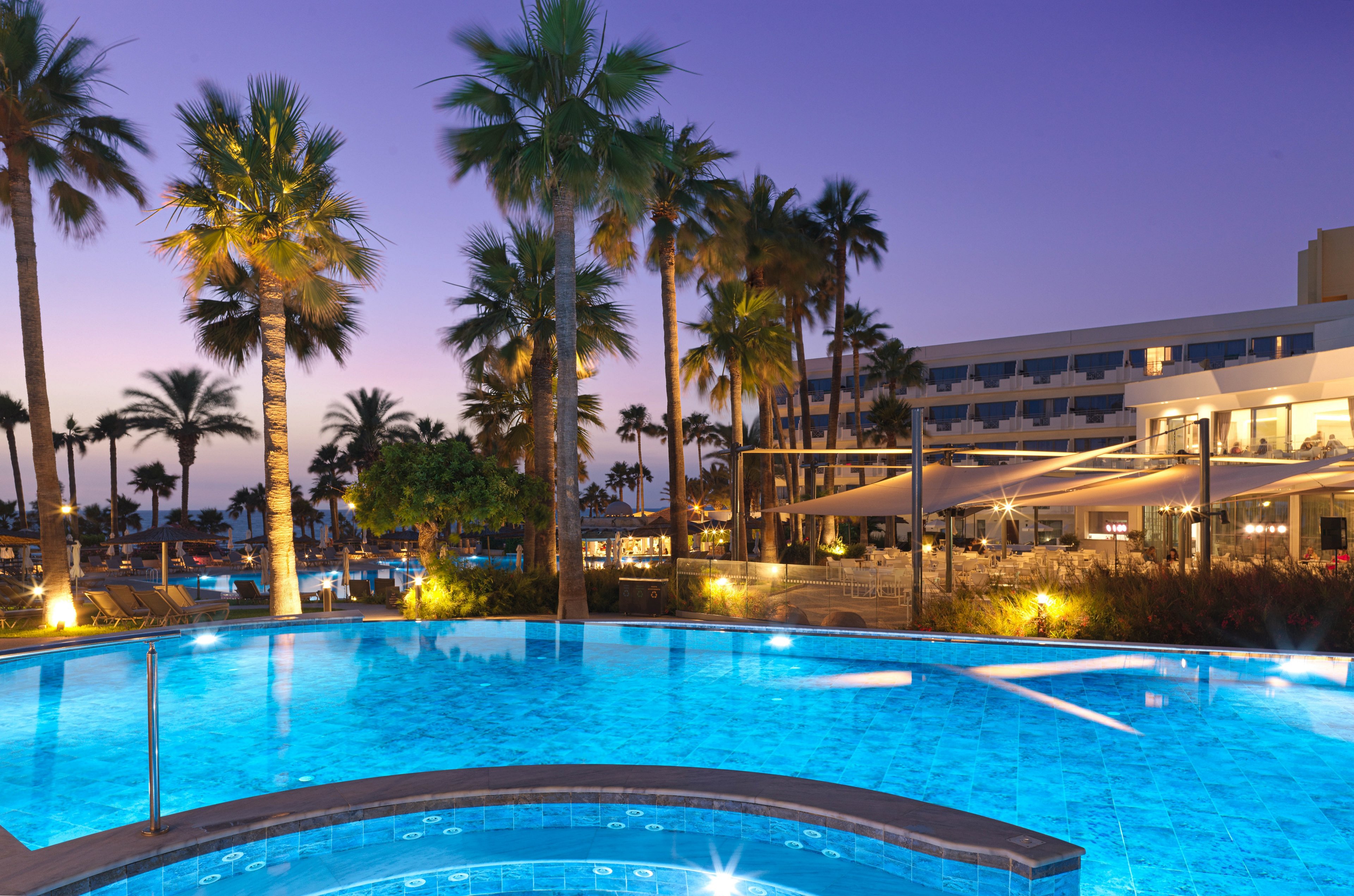 St George Beach Hotel & Spa Resort