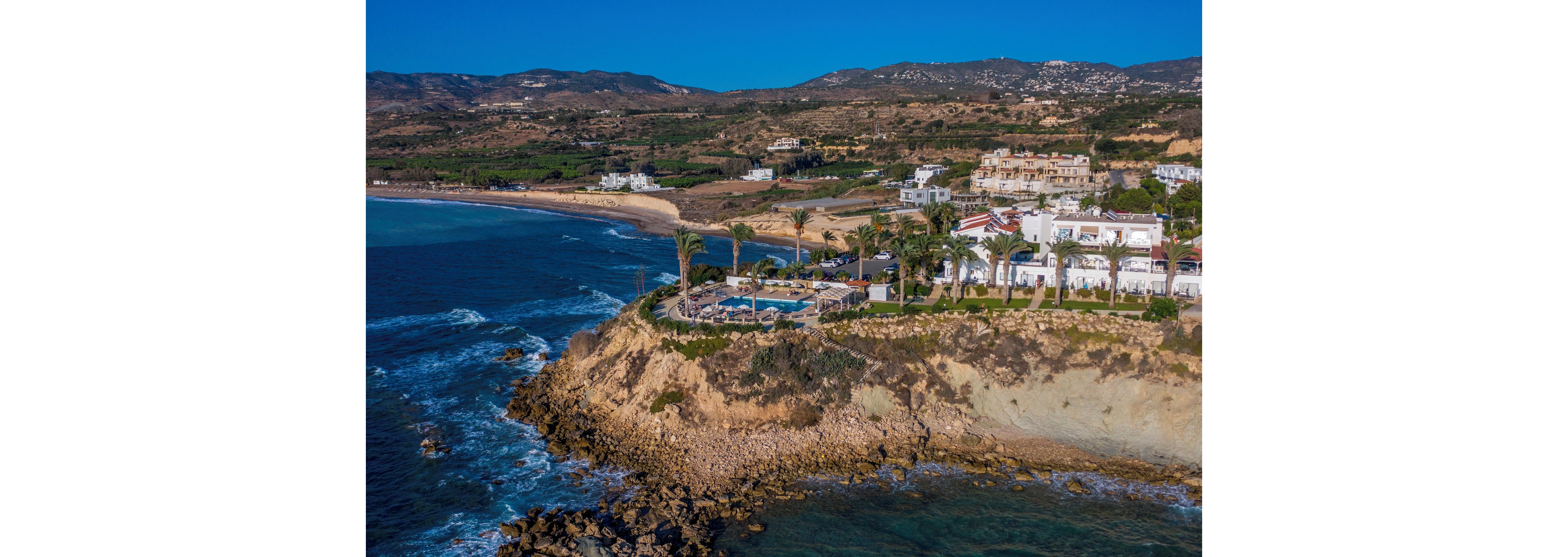 Vrachia Beach Hotel & Suites