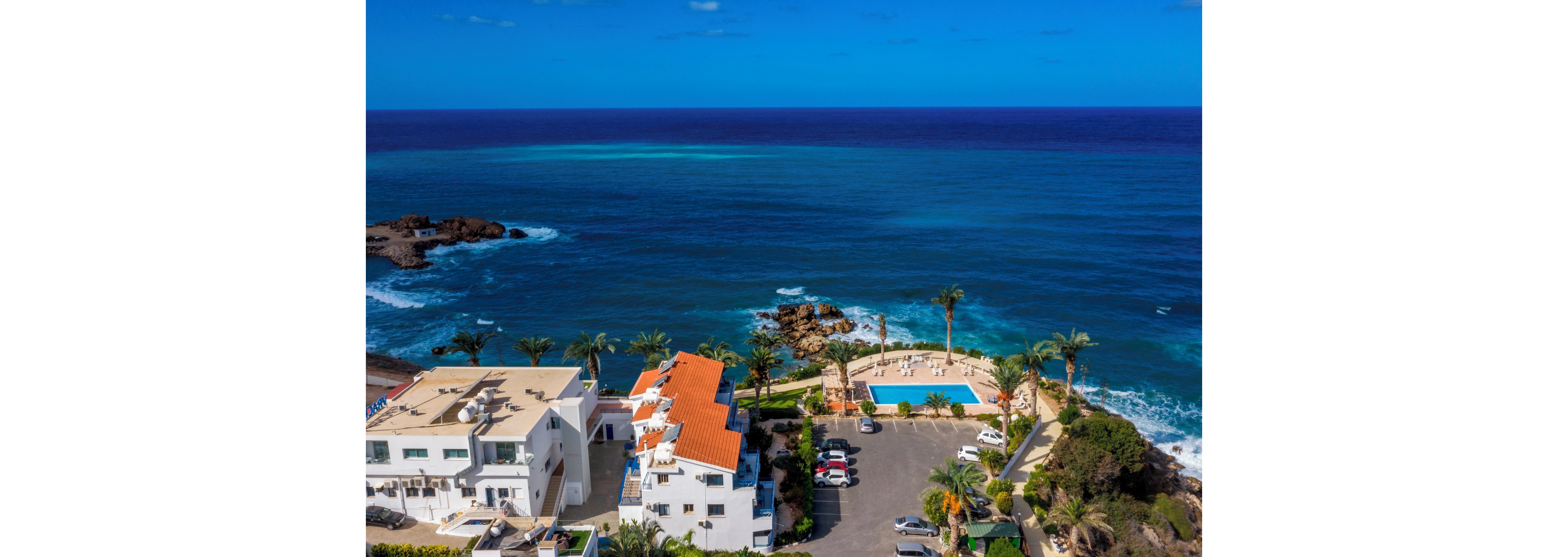 Vrachia Beach Hotel & Suites