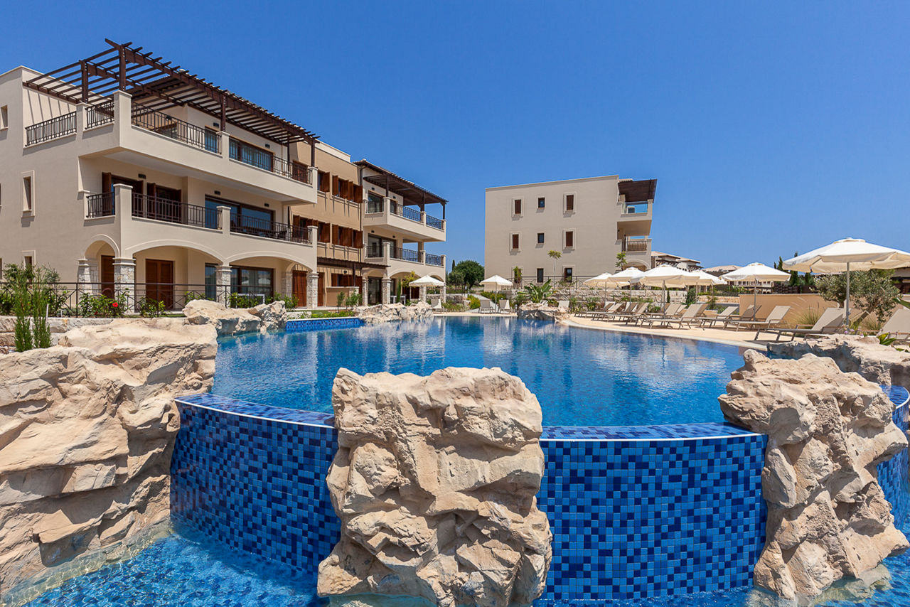 Aphrodite Hills - Premium Serviced Two Bedroom Apartment