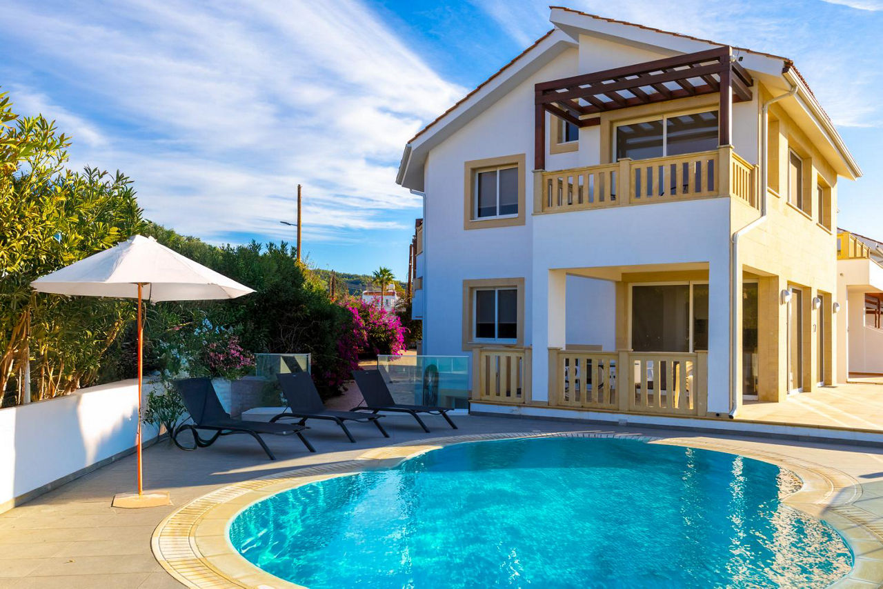 Villa Bella Ena Agia Marina - Agni