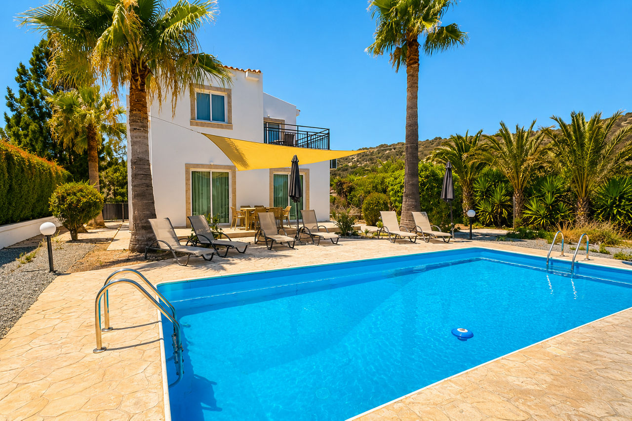 Z&X Holiday Villas - Palm Villas Three Bedroom Villa