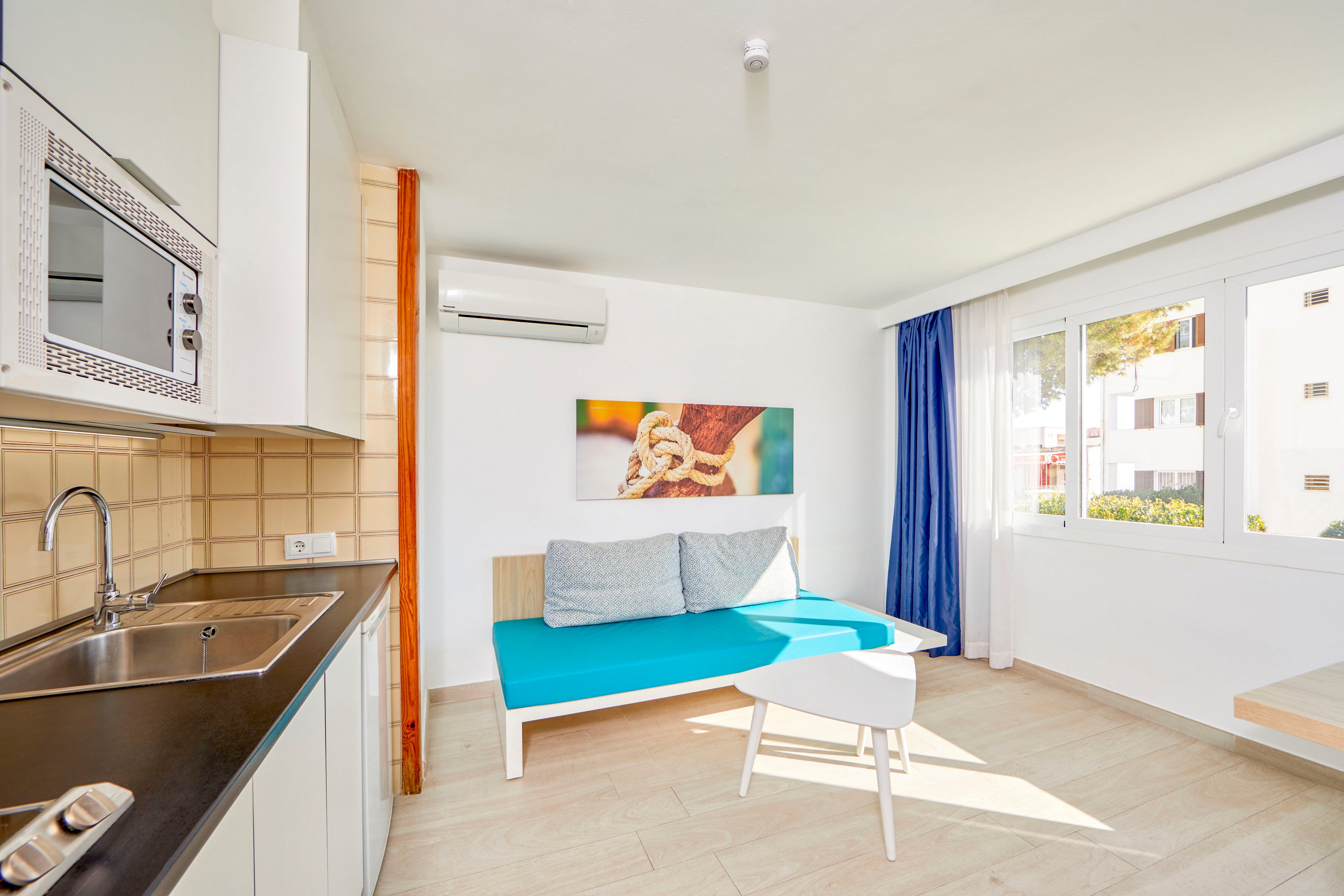 Sun Beach Apartments