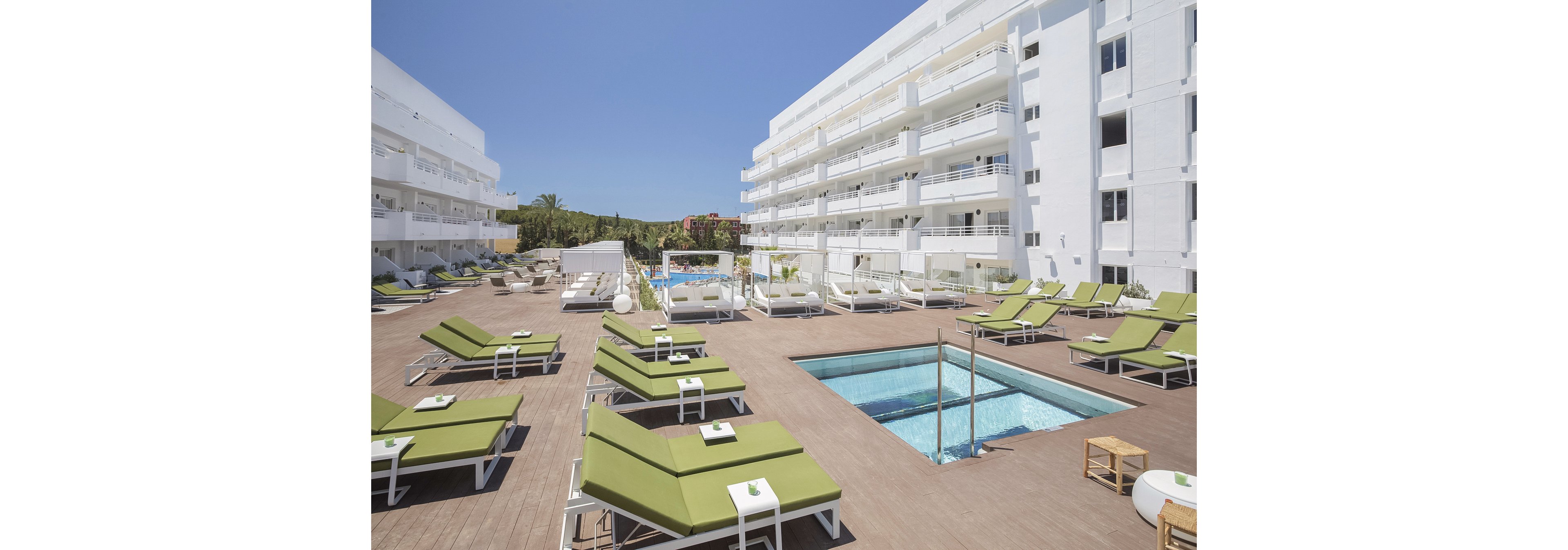 HM Martinique Apartments