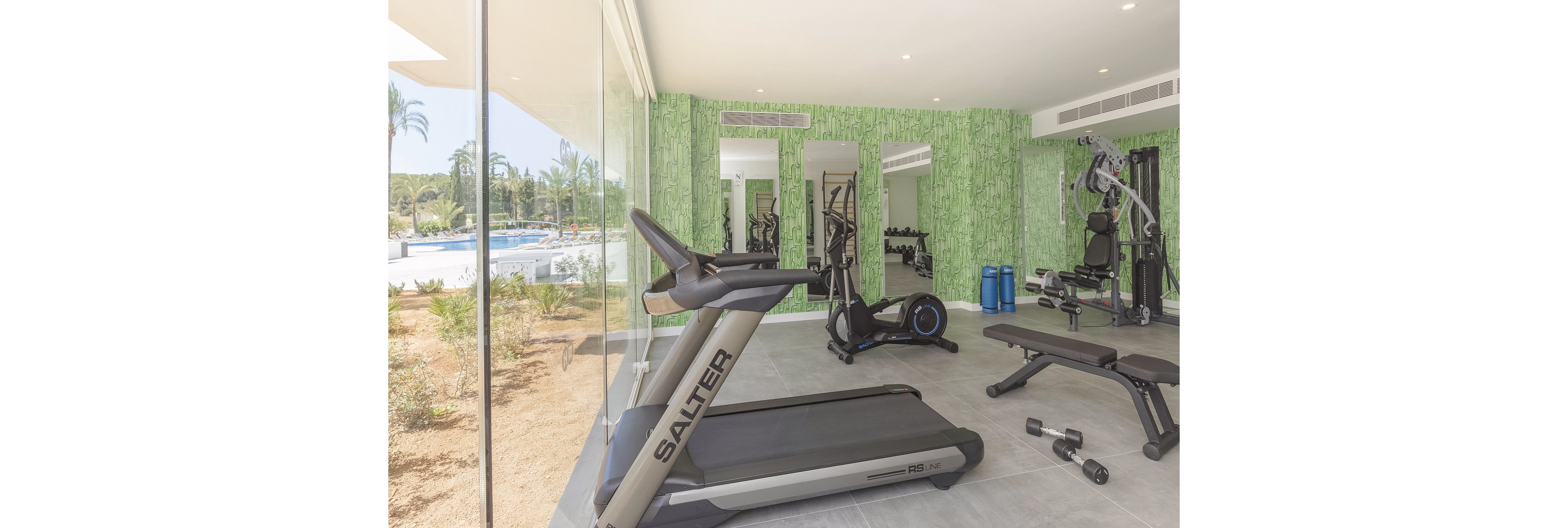 HM Martinique Apartments