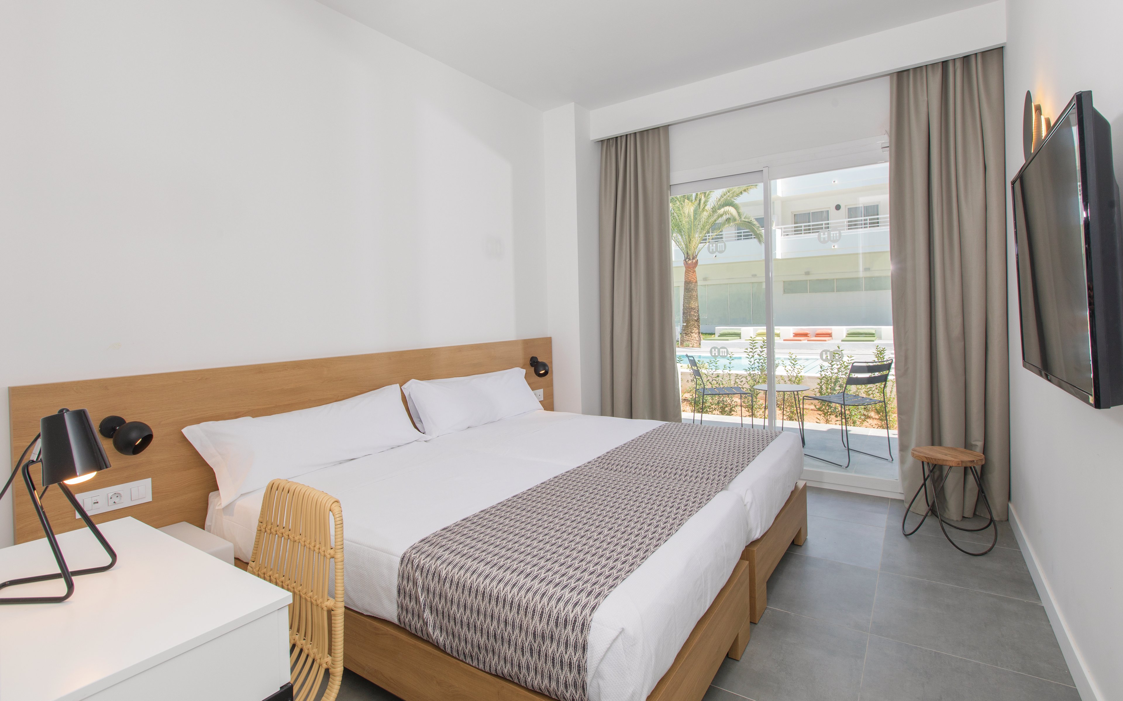 HM Martinique Apartments