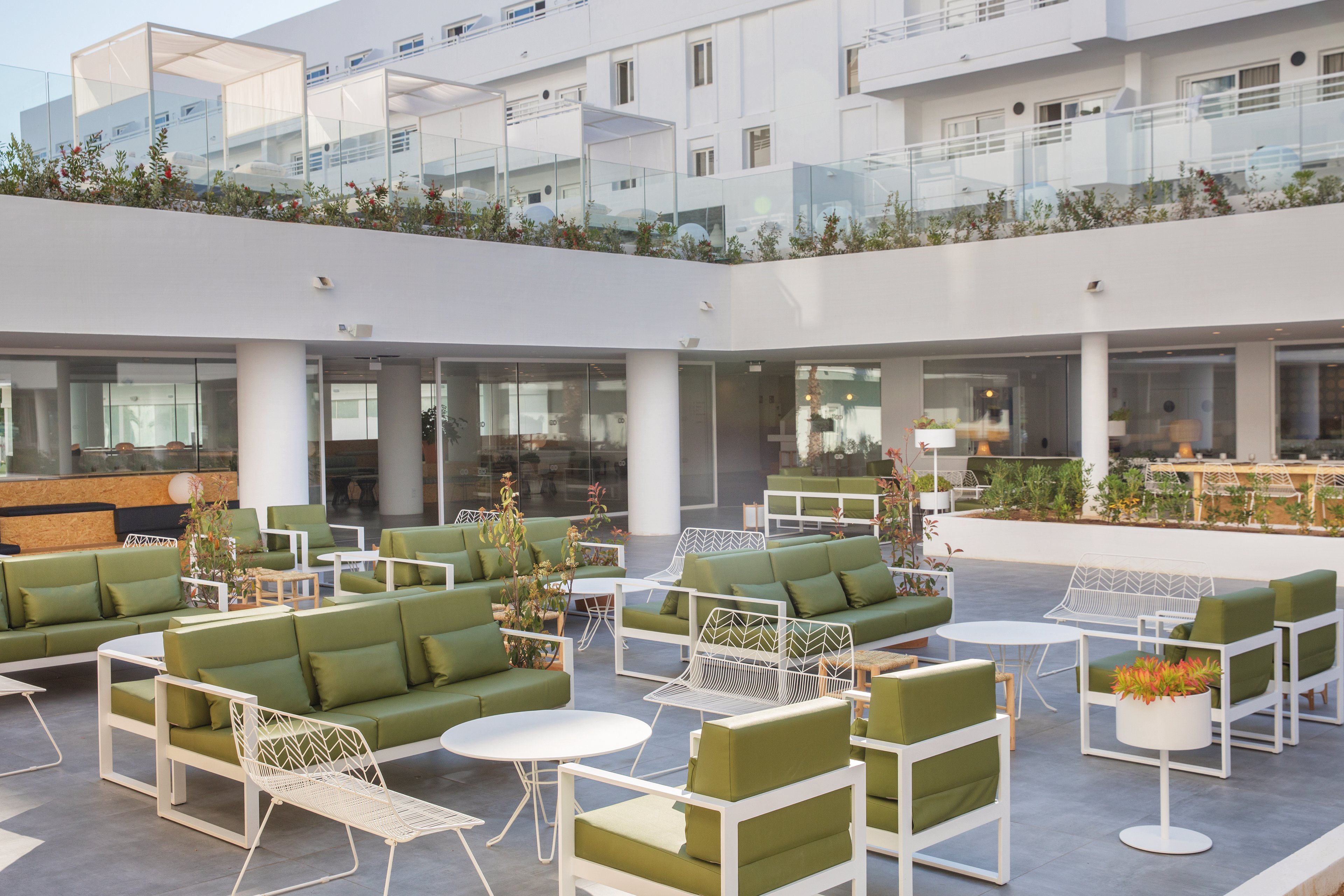 HM Martinique Apartments