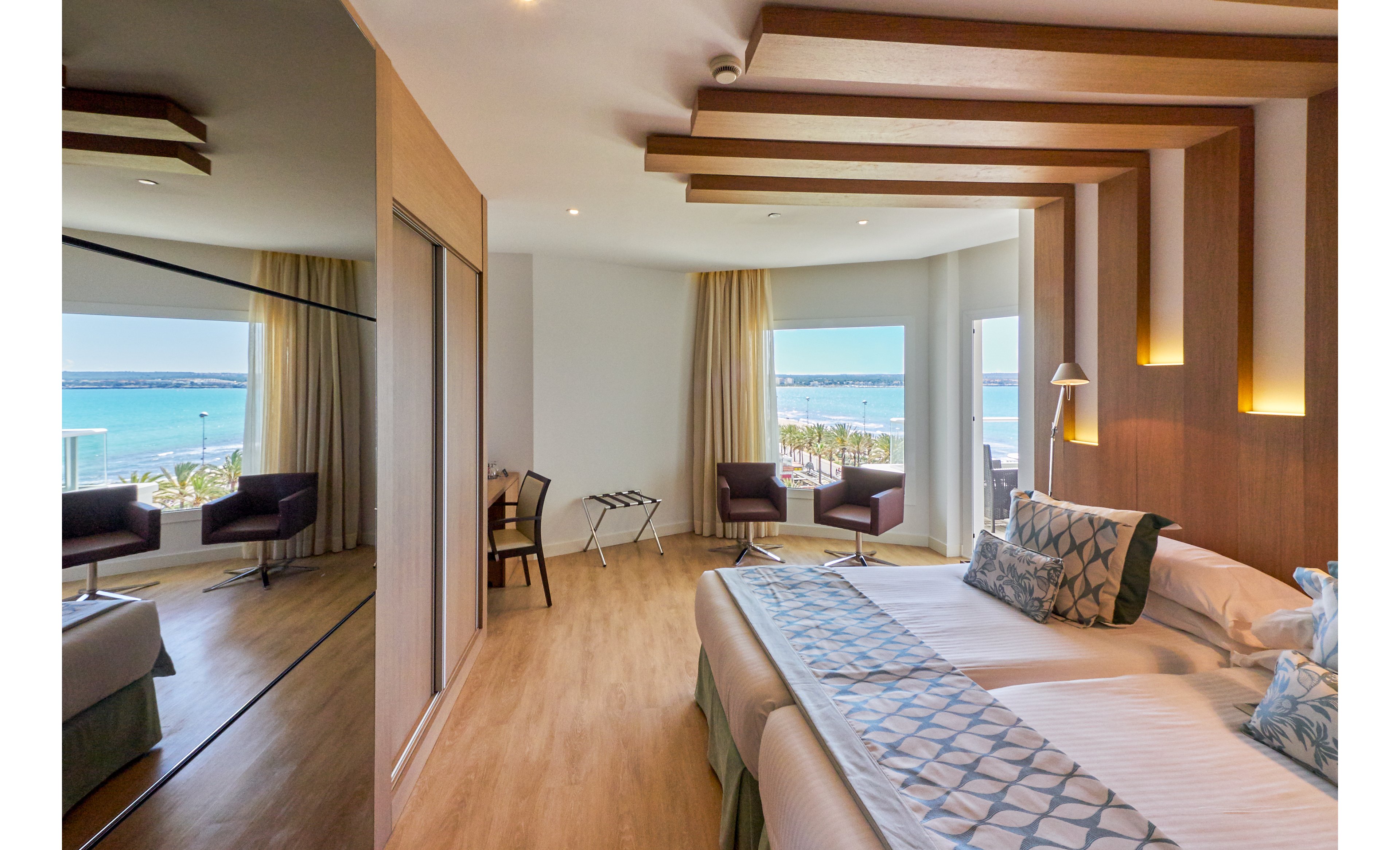 Hotel Pure Salt Garonda