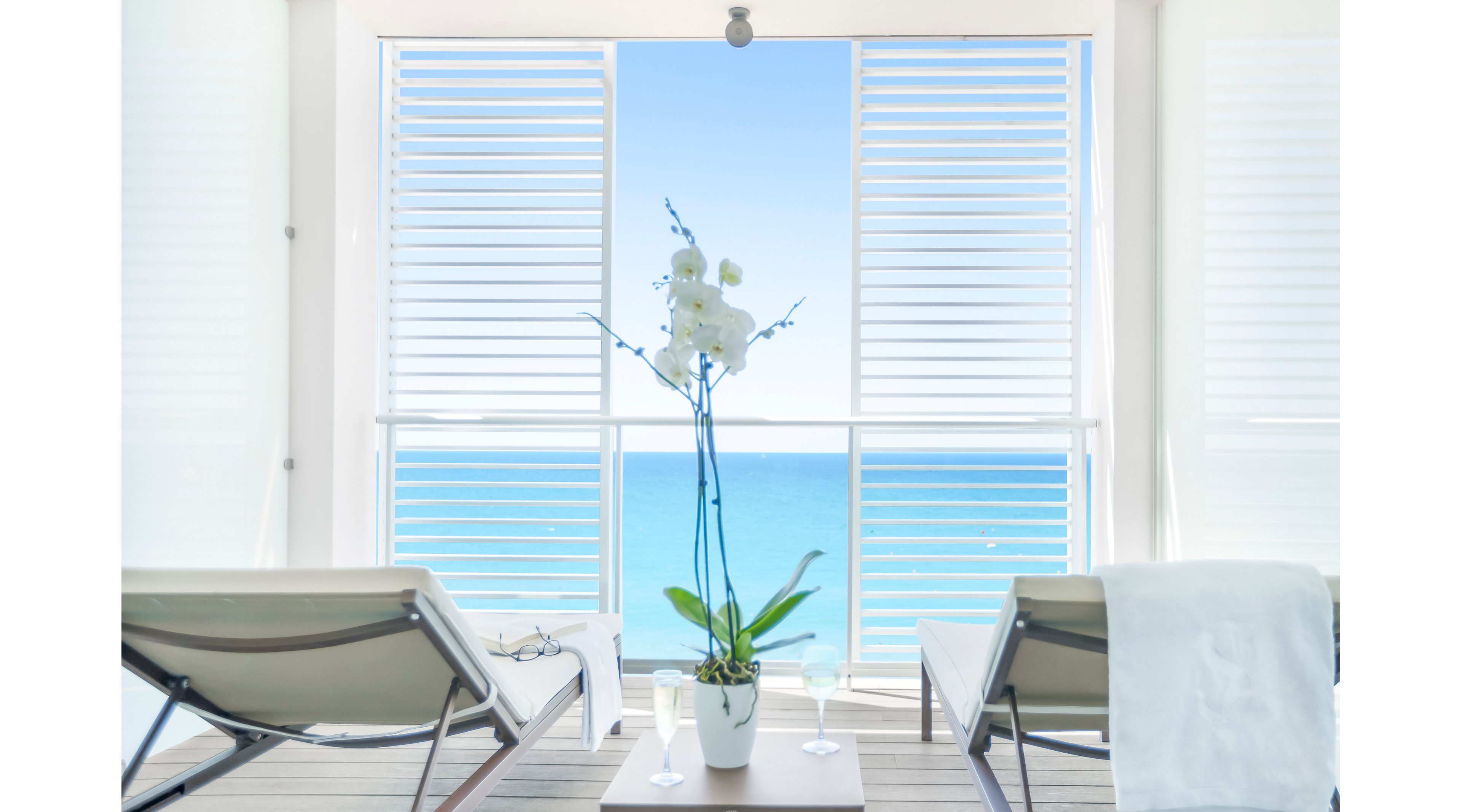 Hotel Pure Salt Garonda