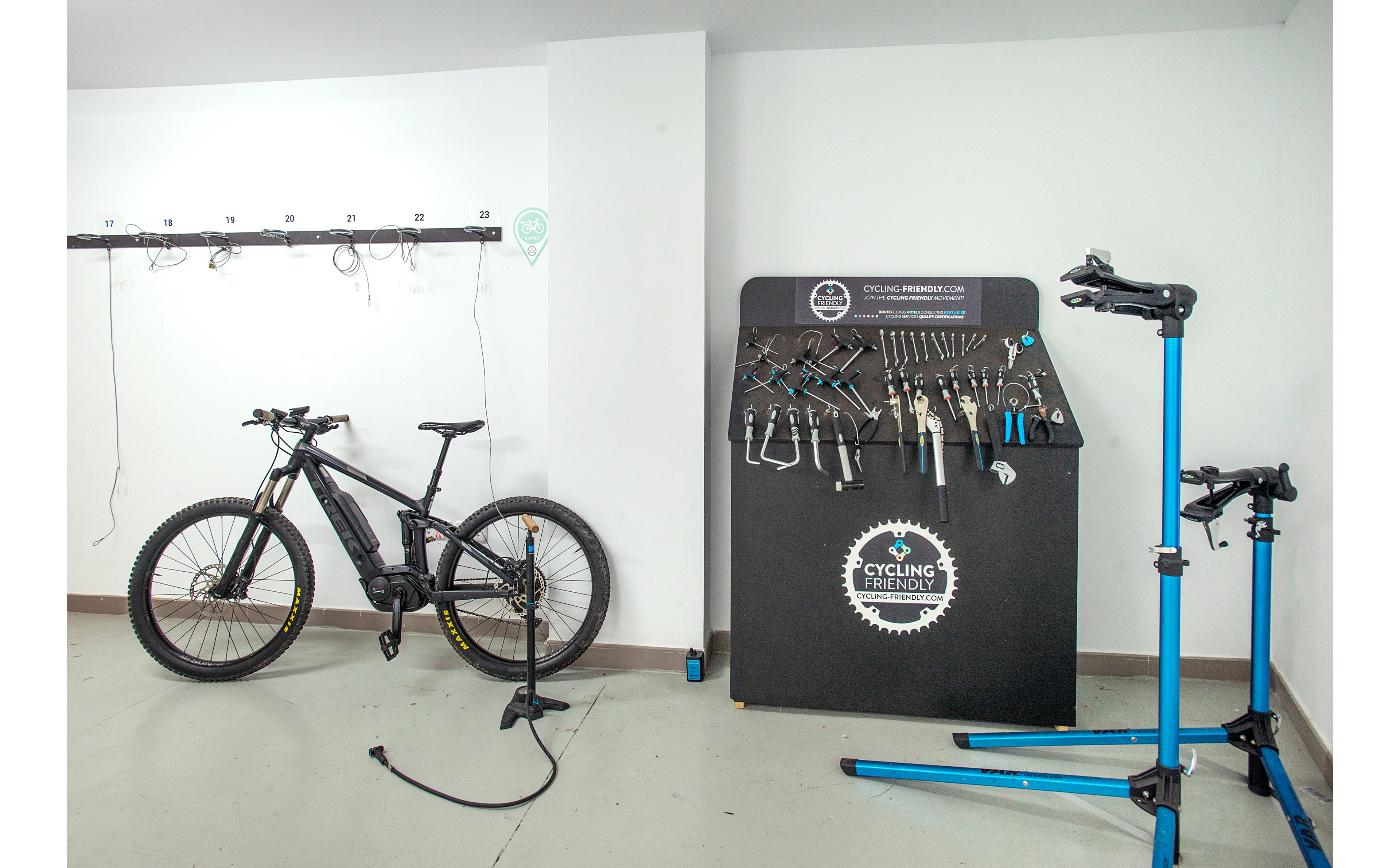 FERGUS Style Cala Blanca Suites