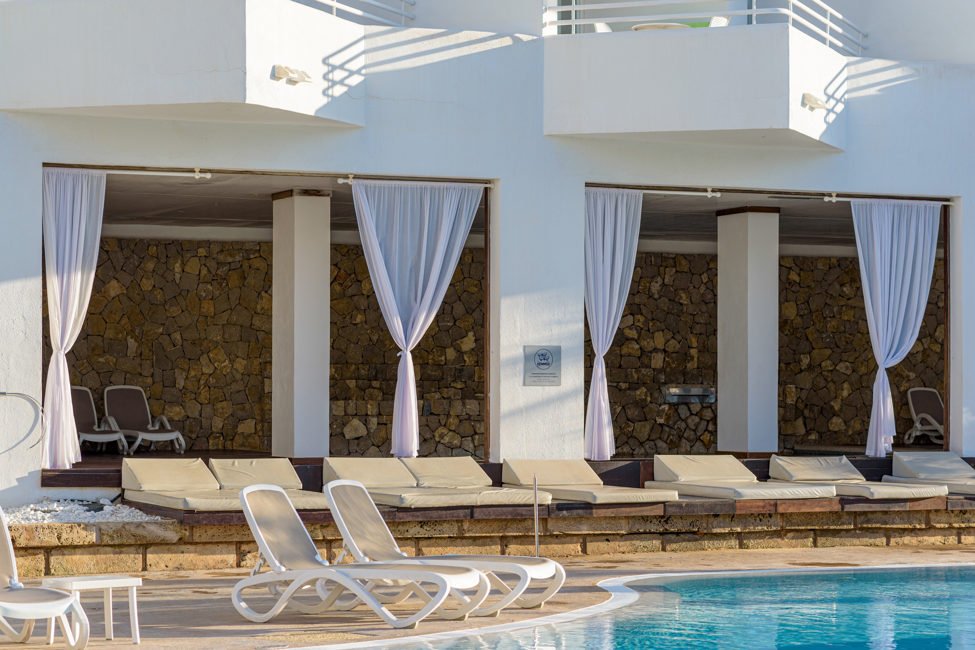 FERGUS Style Cala Blanca Suites