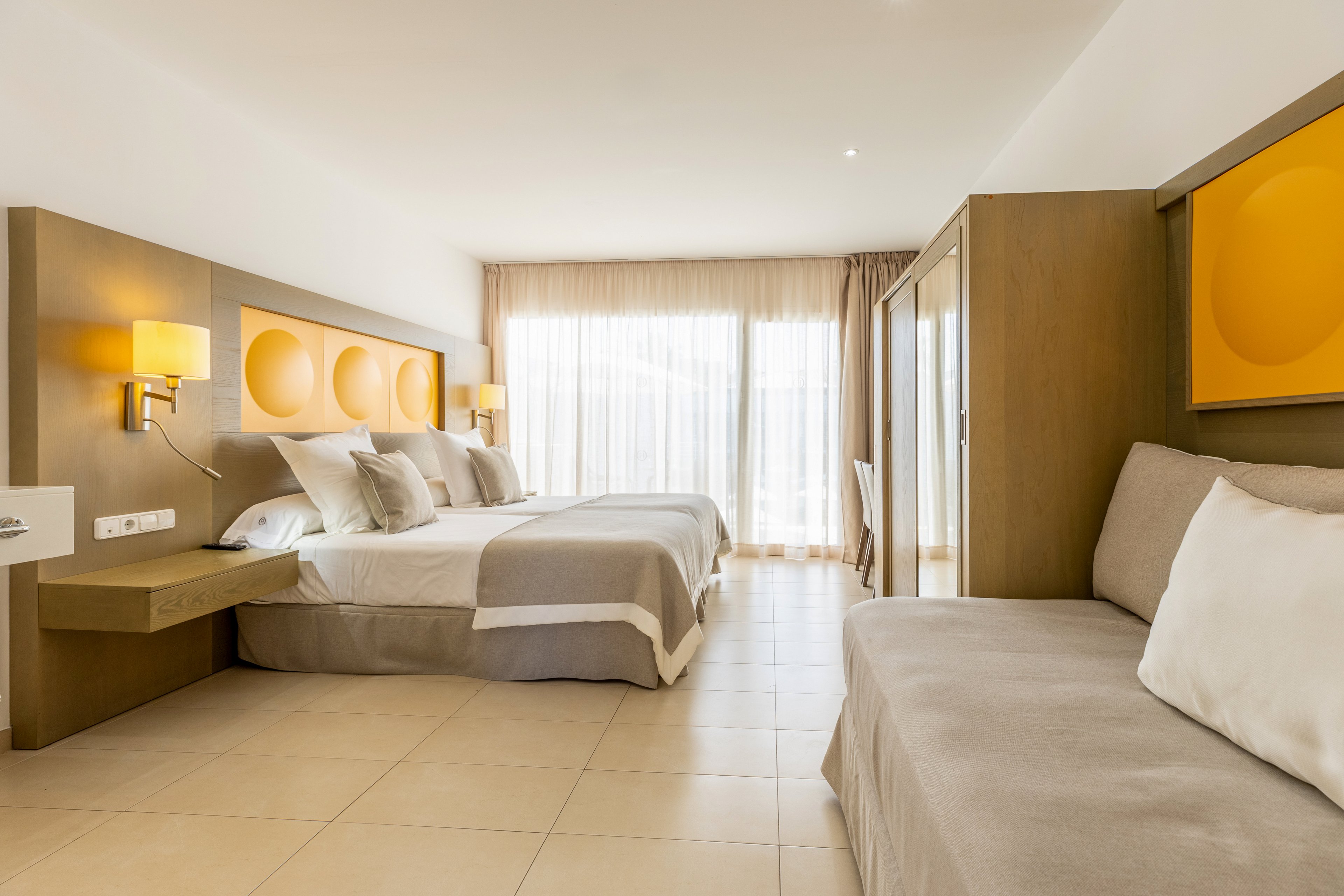 Hoposa Montelin Studios